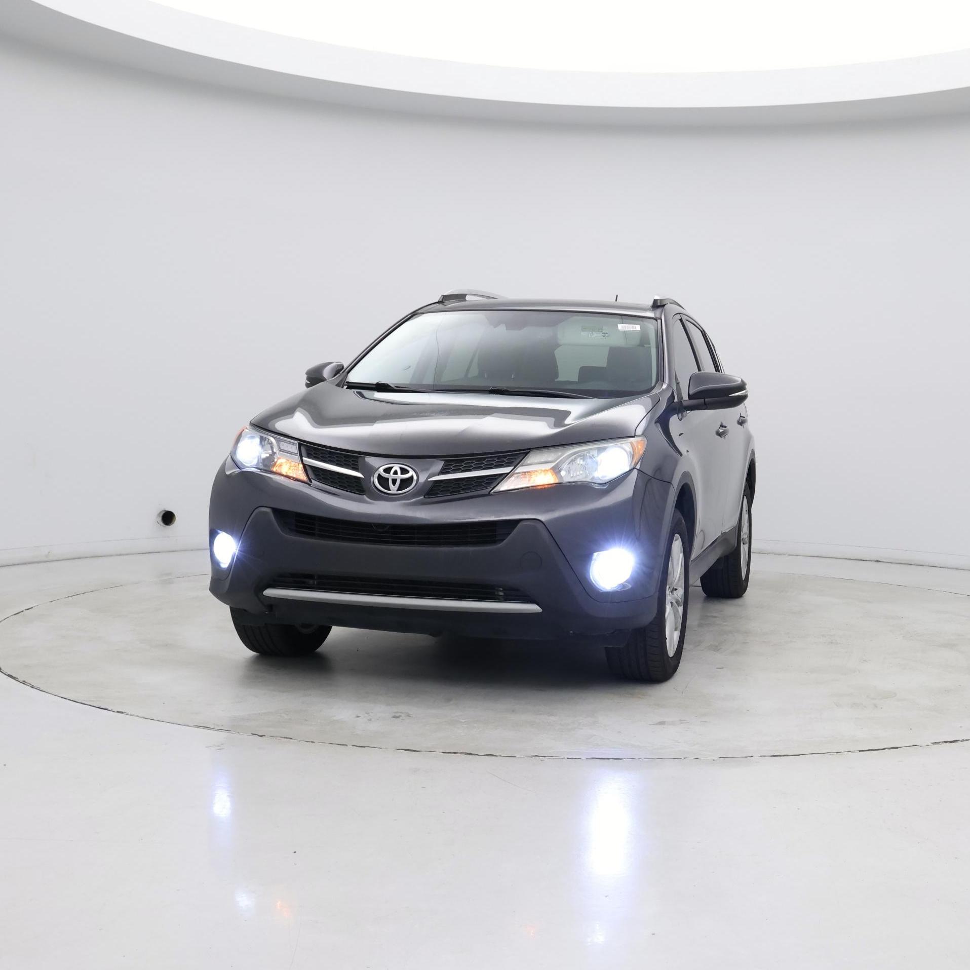 Thumbnail: 2015 Toyota RAV4 - 4