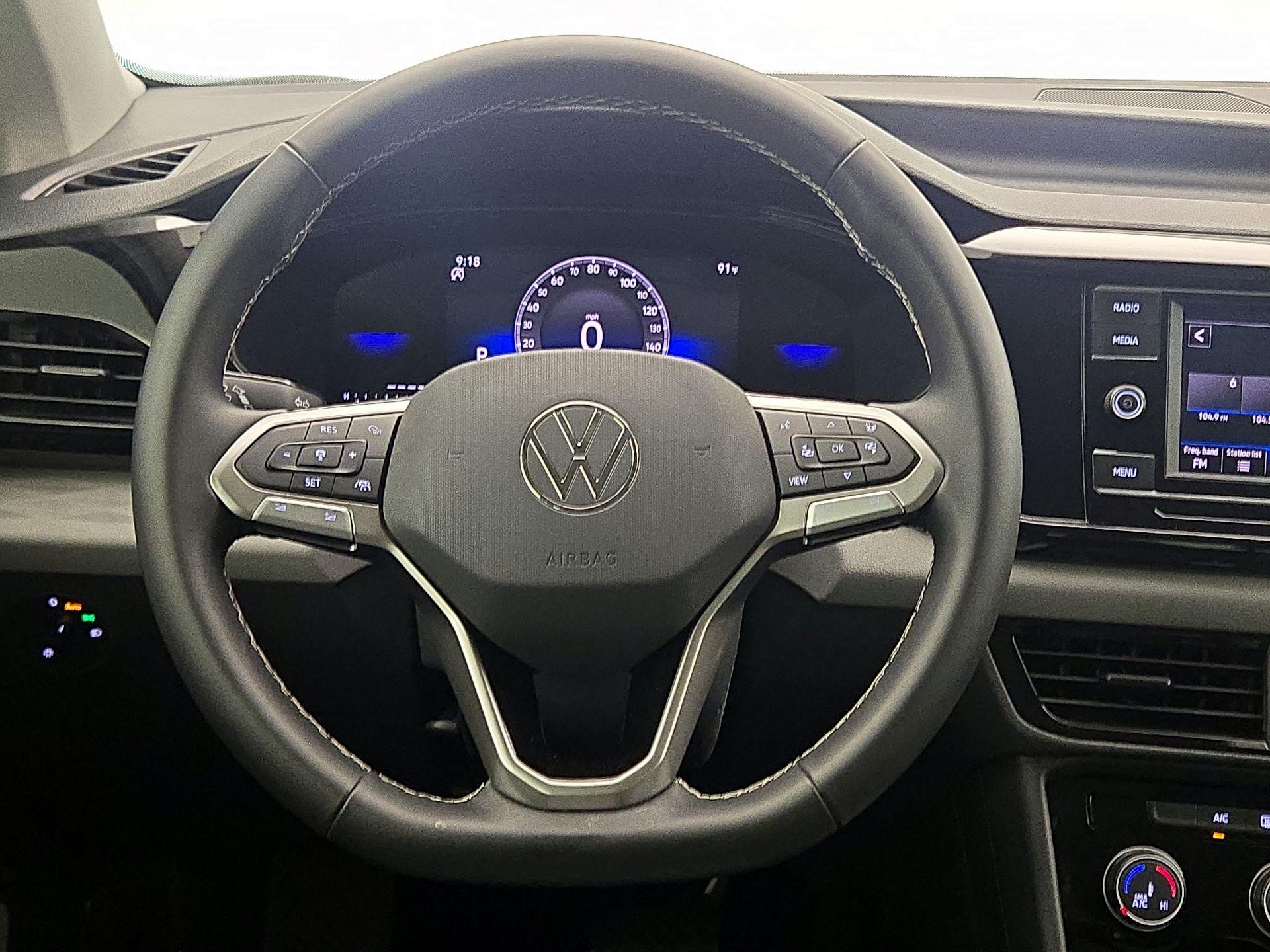 Thumbnail: 2024 Volkswagen Taos - 10