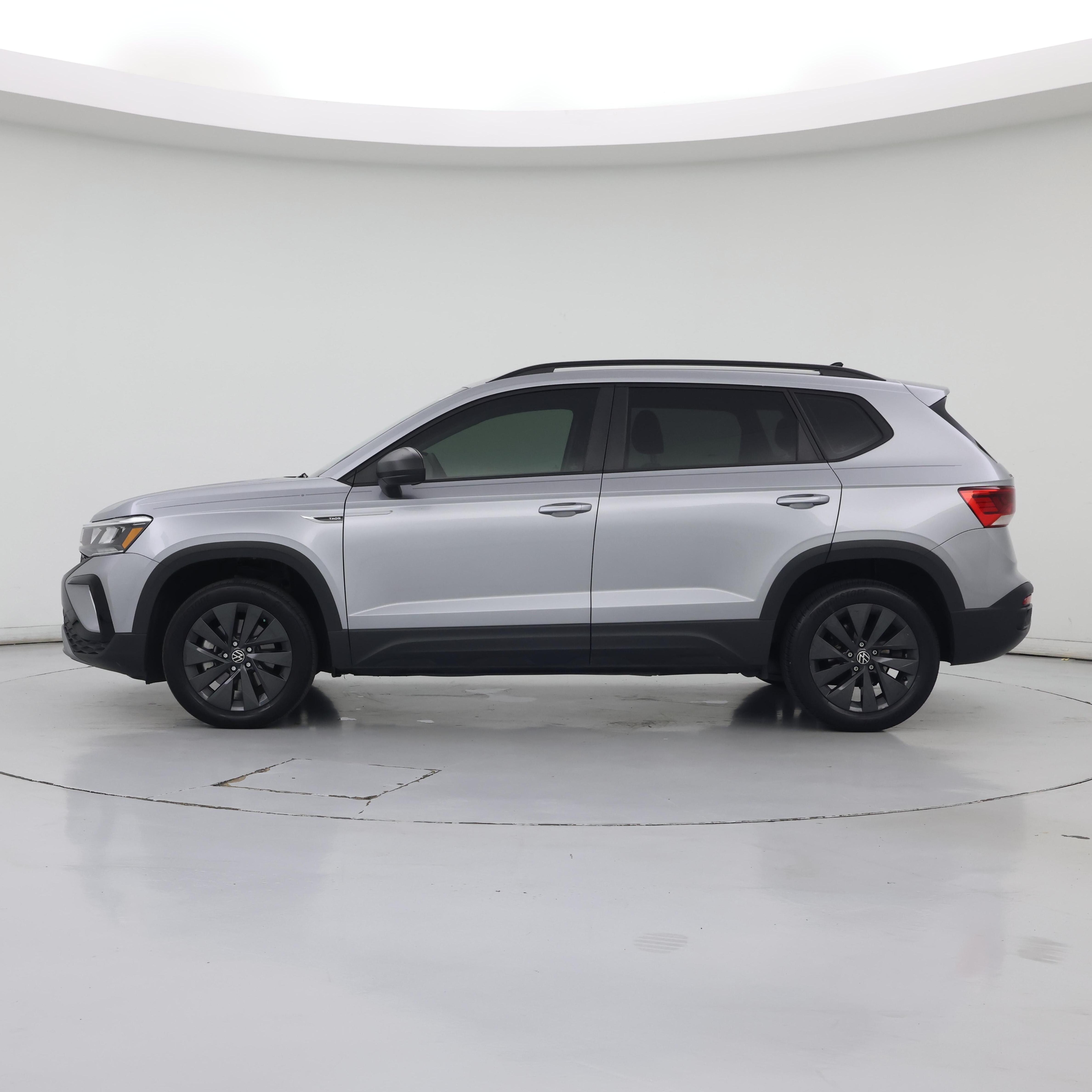 Thumbnail: 2024 Volkswagen Taos - 3