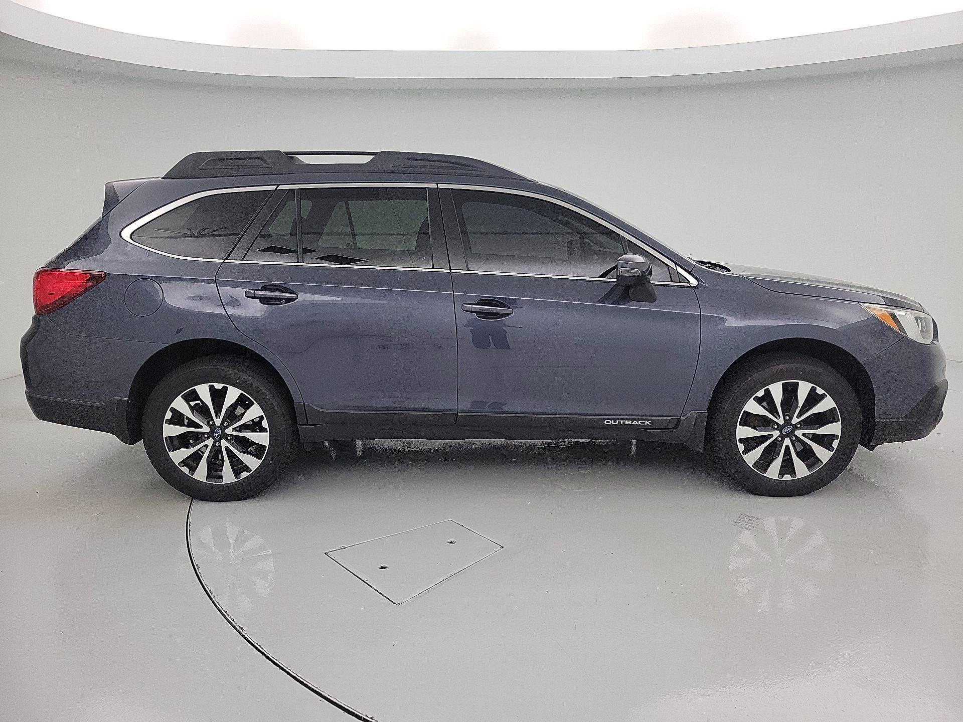 Thumbnail: 2017 Subaru Outback - 4