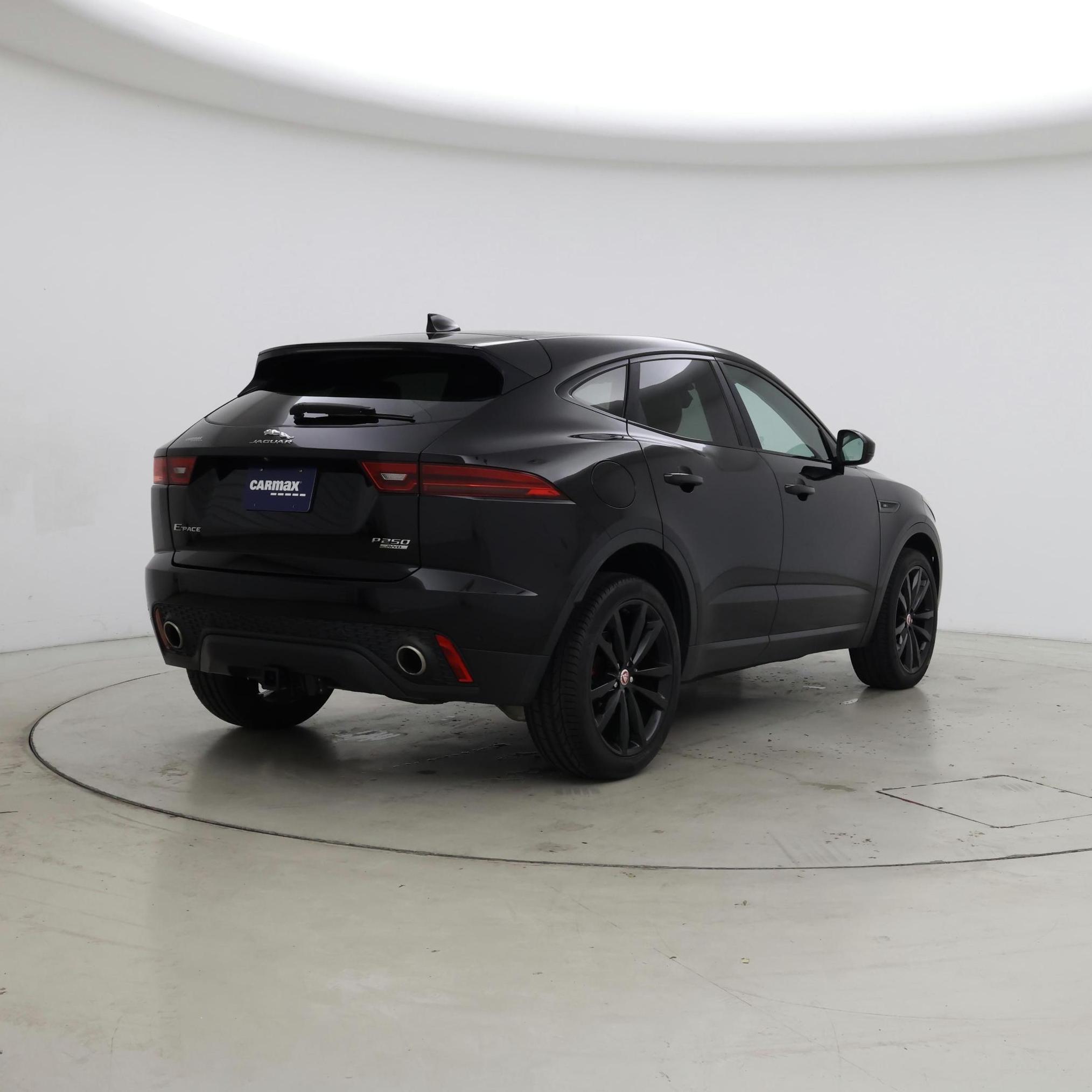 Thumbnail: 2019 Jaguar E-Pace - 8