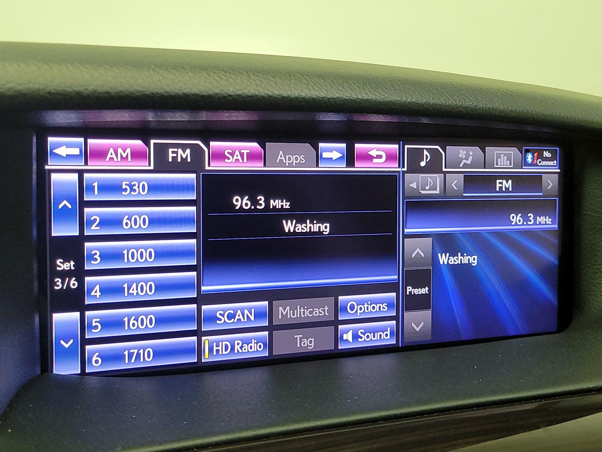 Thumbnail: 2014 Lexus LS - 16