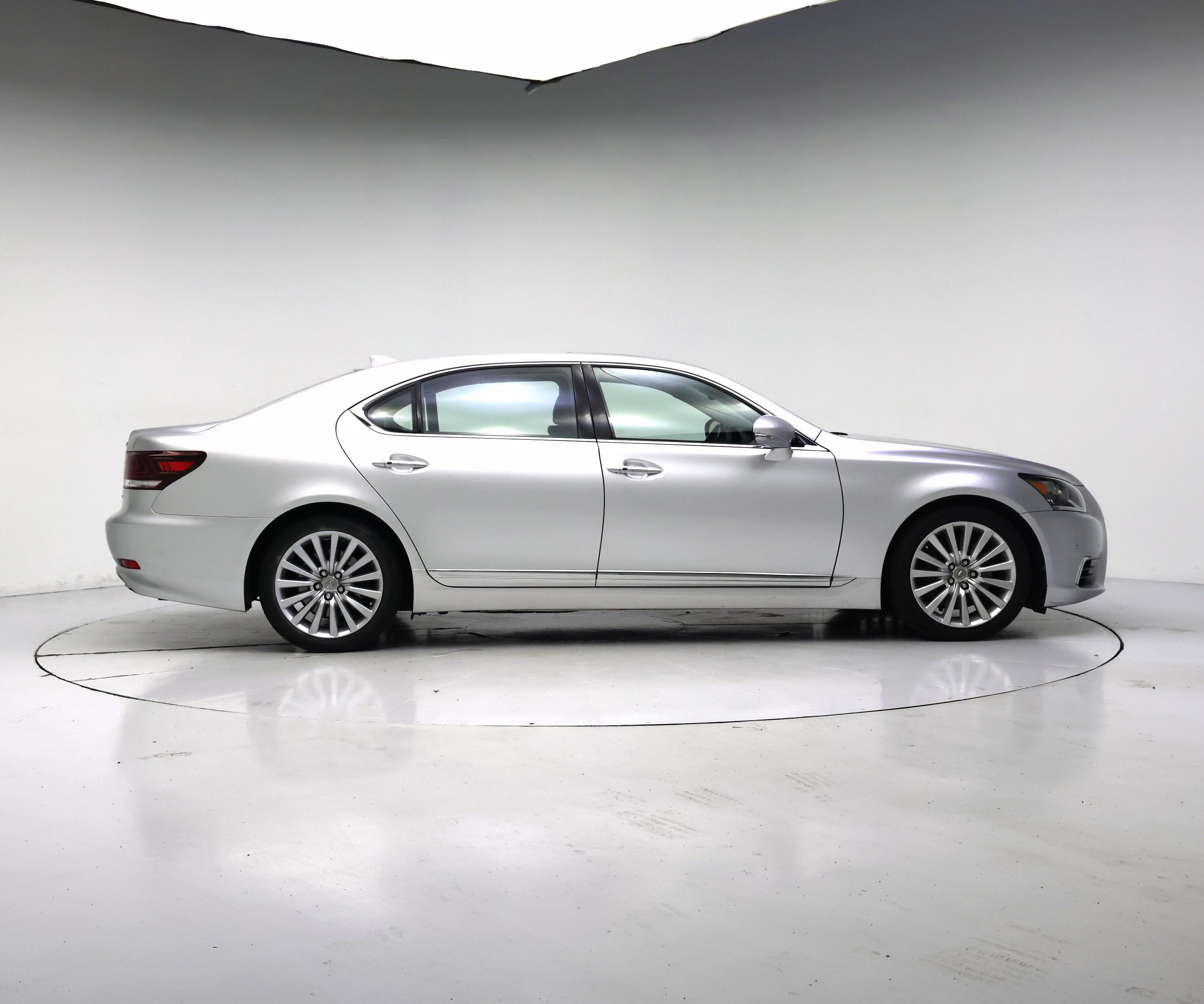Thumbnail: 2014 Lexus LS - 7