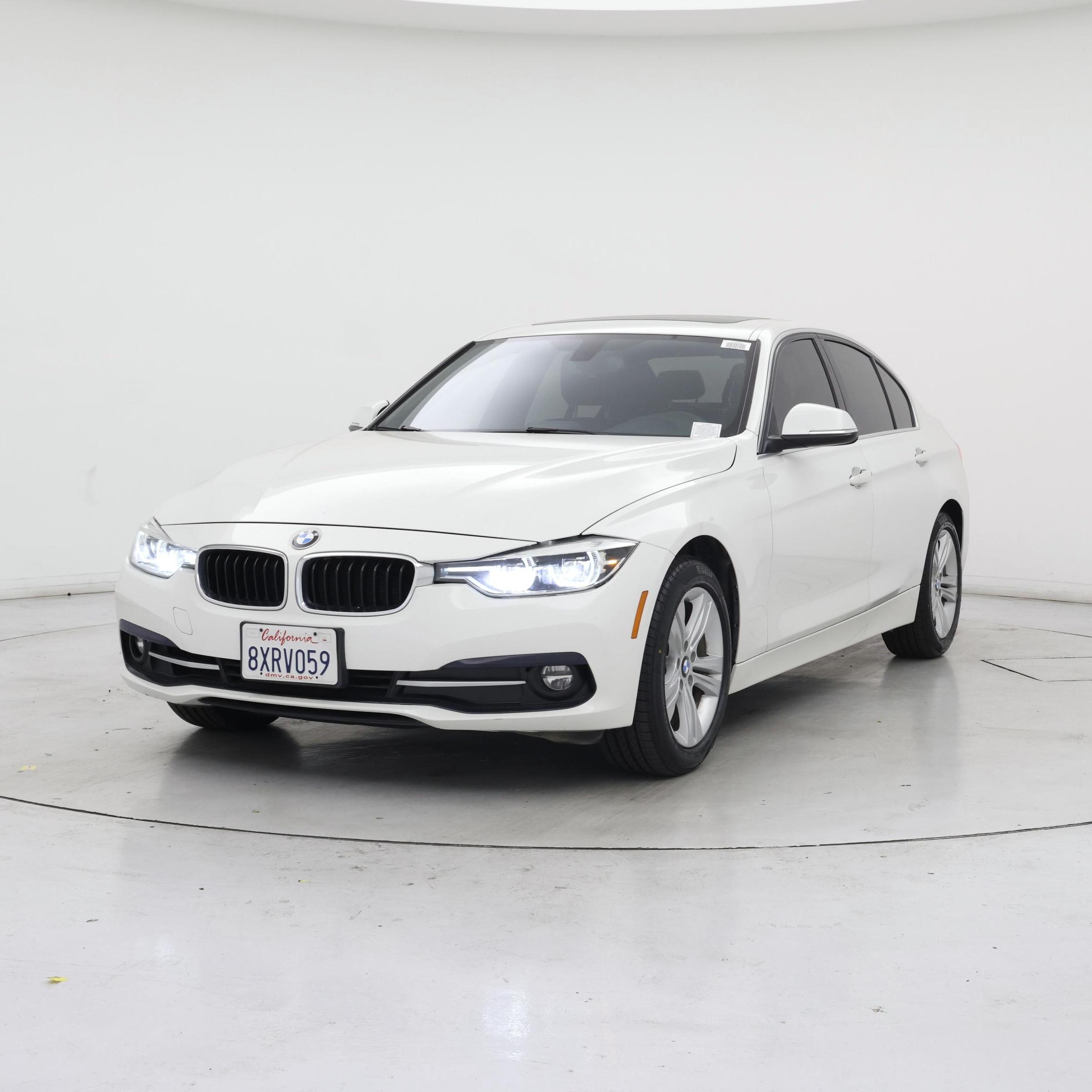 Thumbnail: 2018 BMW 3 Series - 4