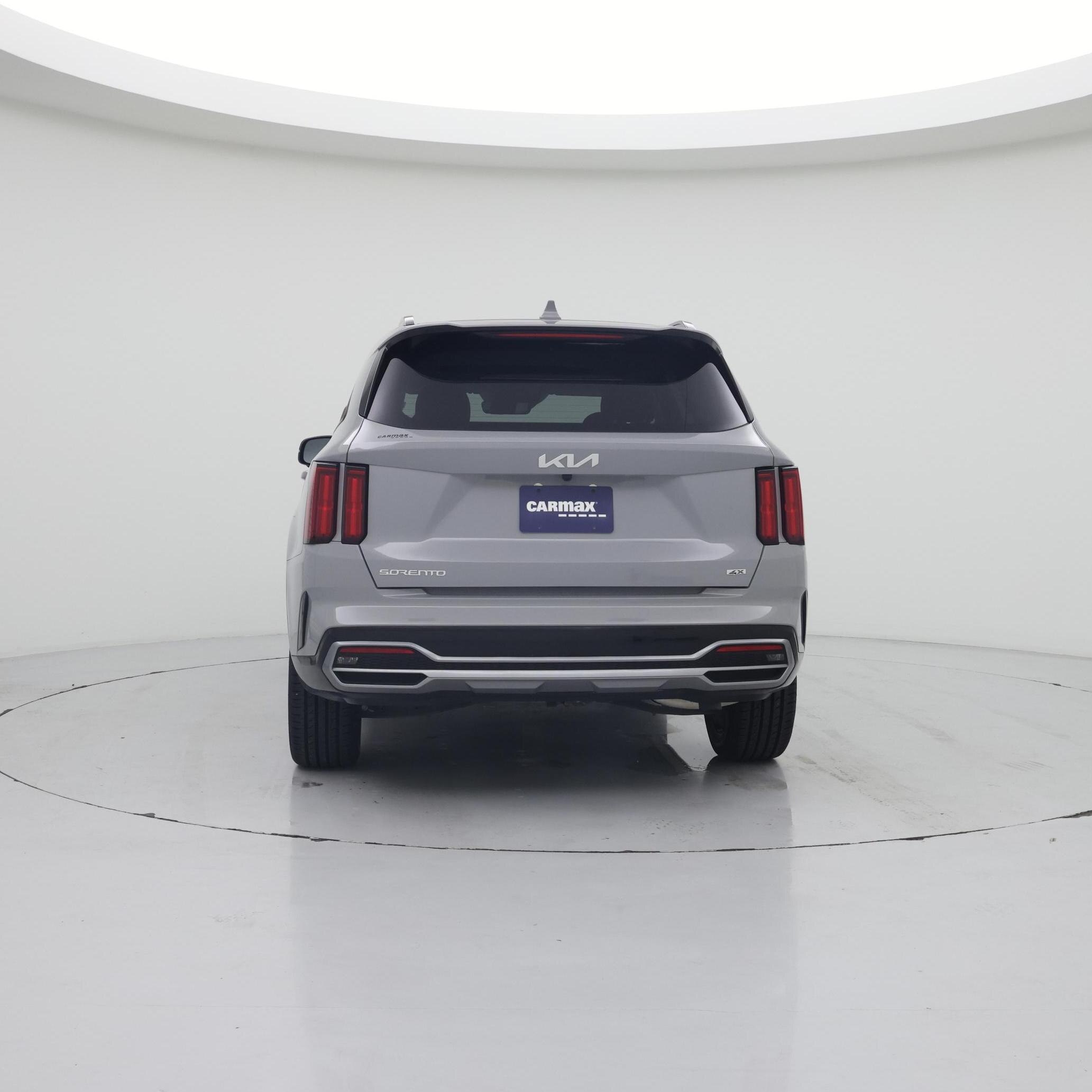 Thumbnail: 2023 Kia Sorento - 6