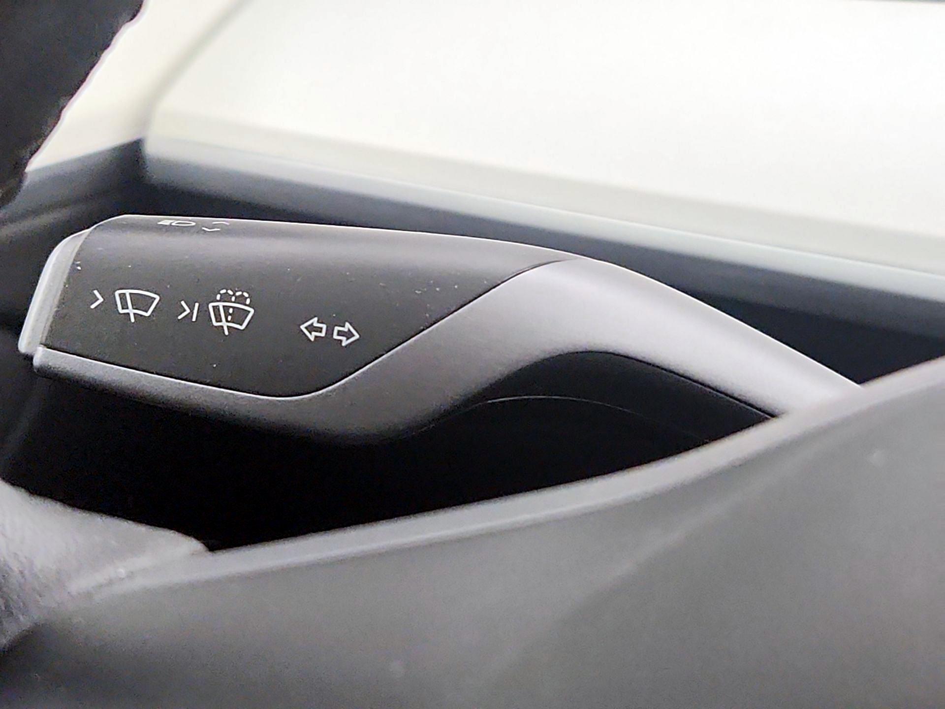 Thumbnail: 2023 Tesla Model Y - 13