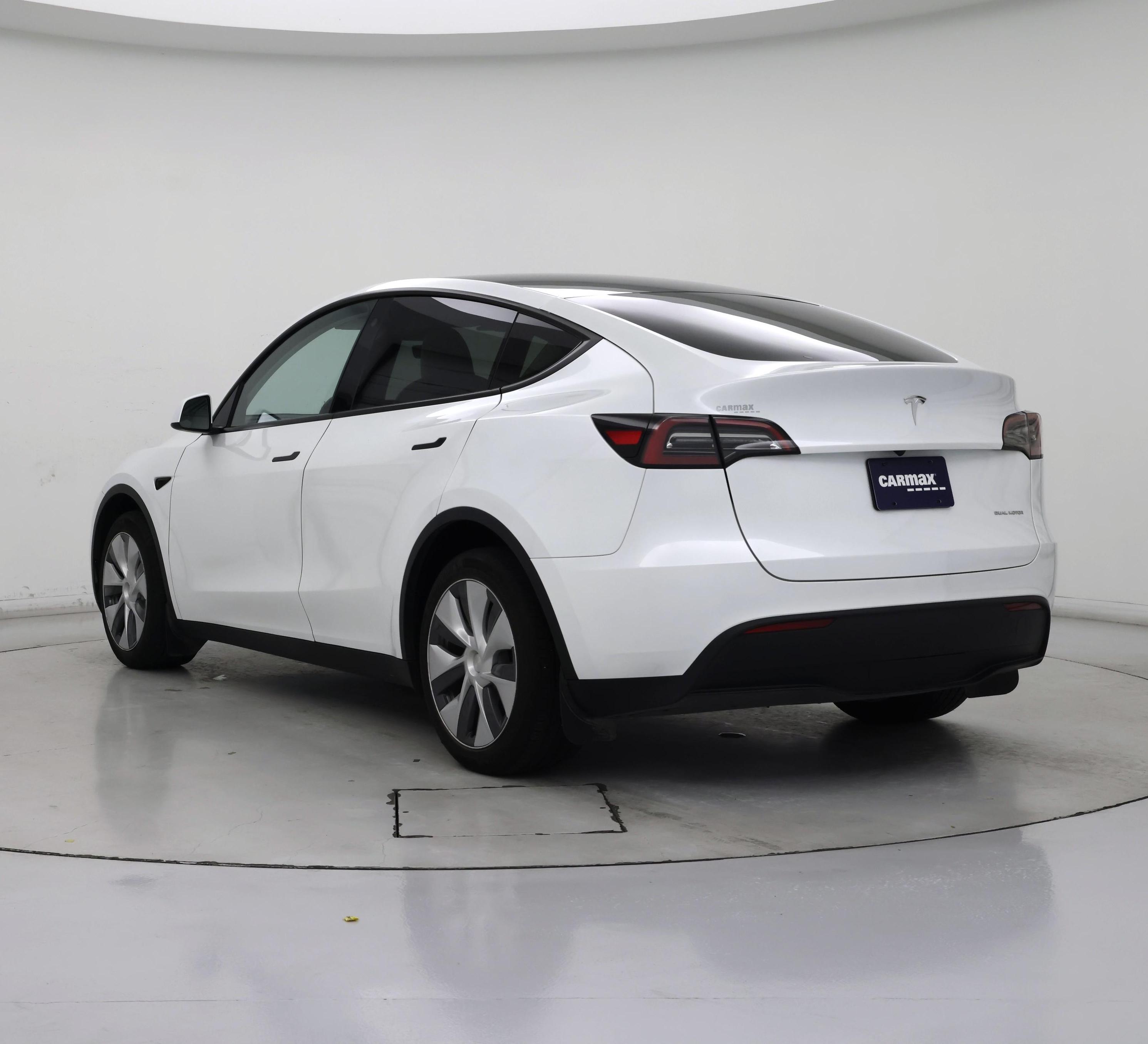 Thumbnail: 2023 Tesla Model Y - 2