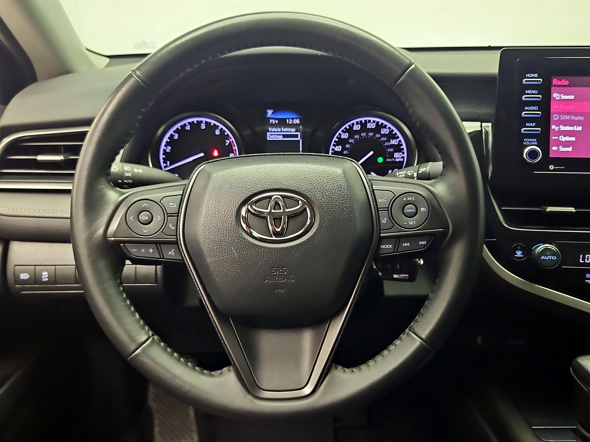 Thumbnail: 2023 Toyota Camry - 10