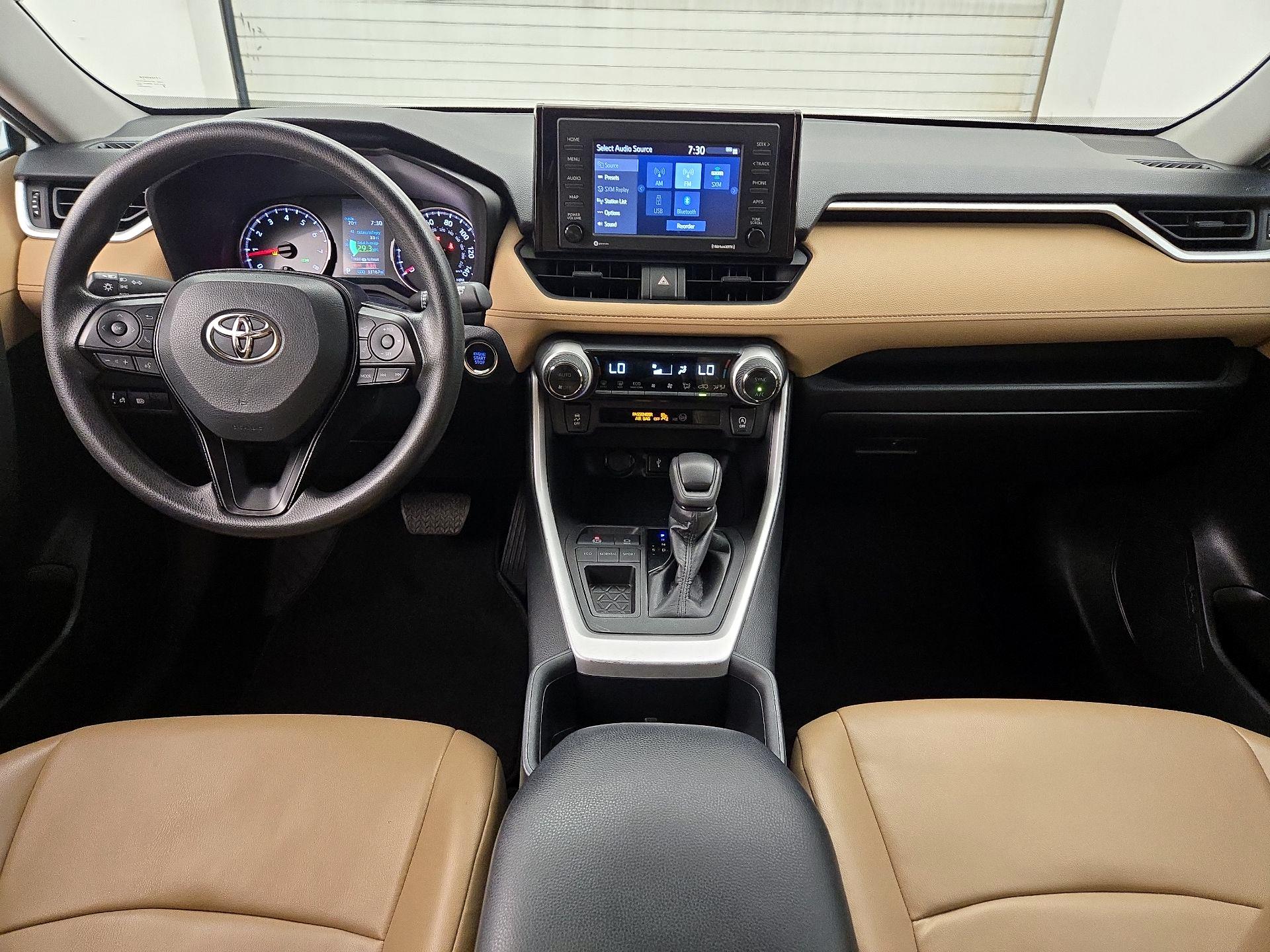 Thumbnail: 2022 Toyota RAV4 - 9