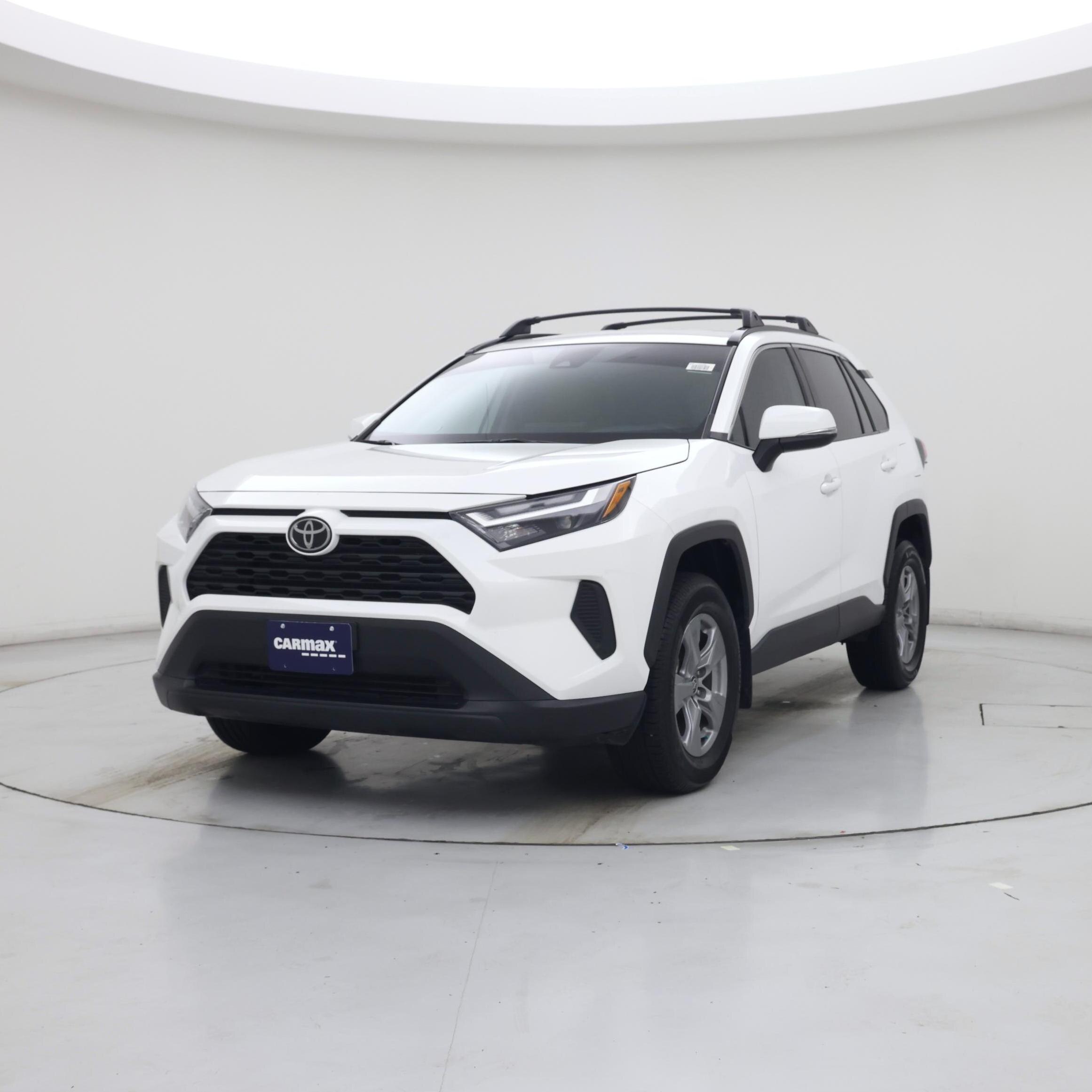 Thumbnail: 2022 Toyota RAV4 - 4