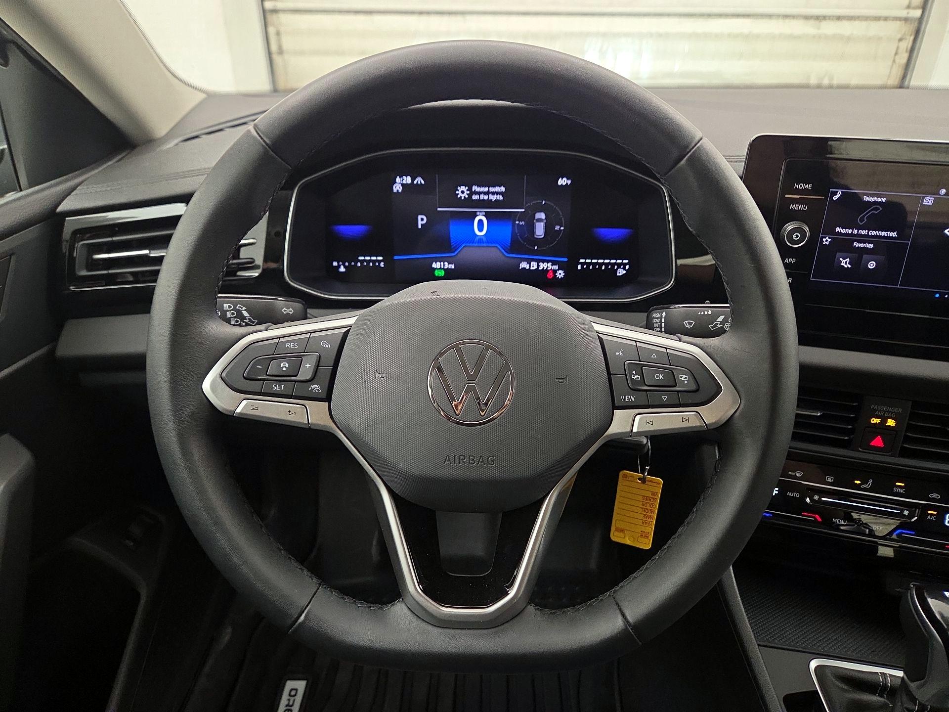 Thumbnail: 2025 Volkswagen Jetta - 10