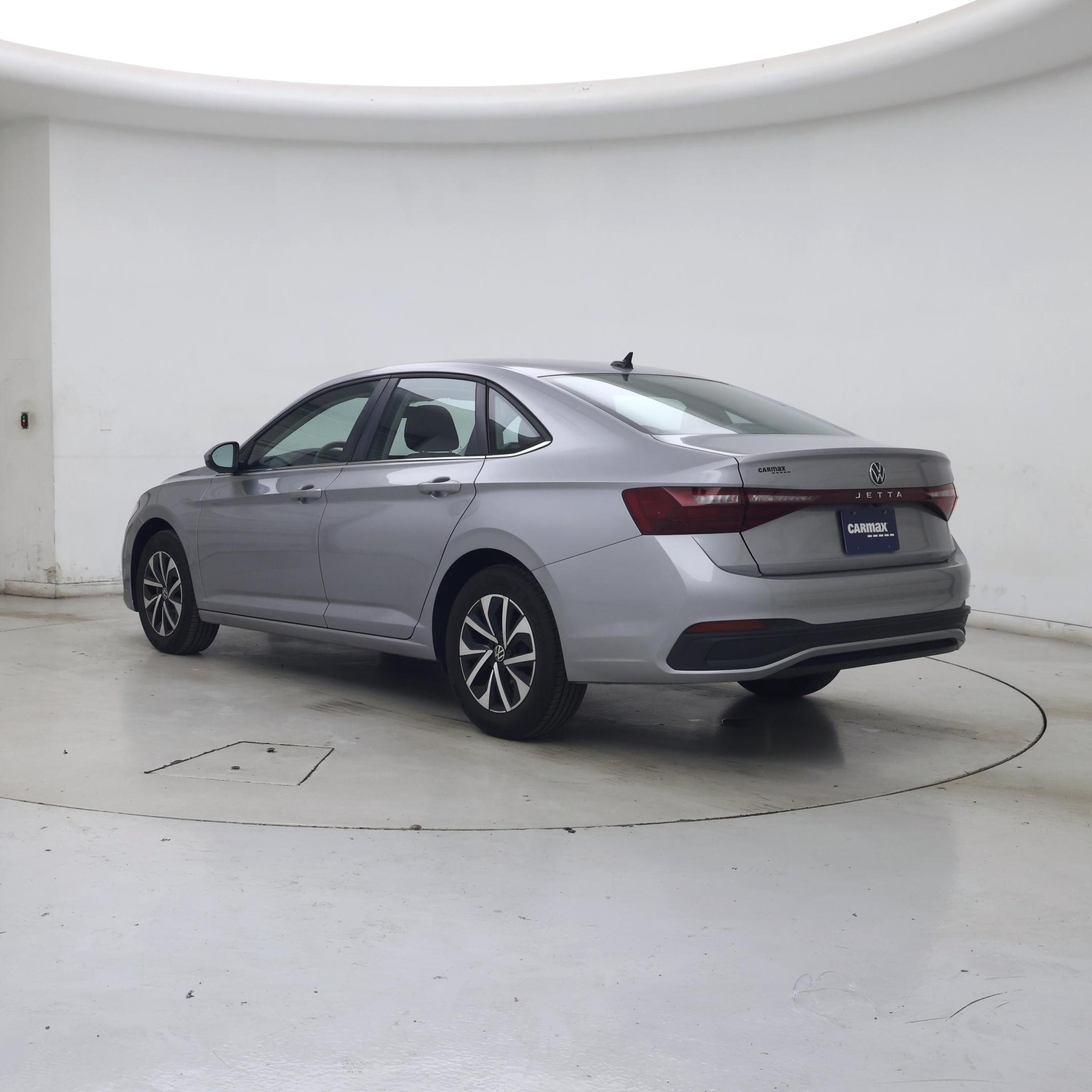 Thumbnail: 2025 Volkswagen Jetta - 2