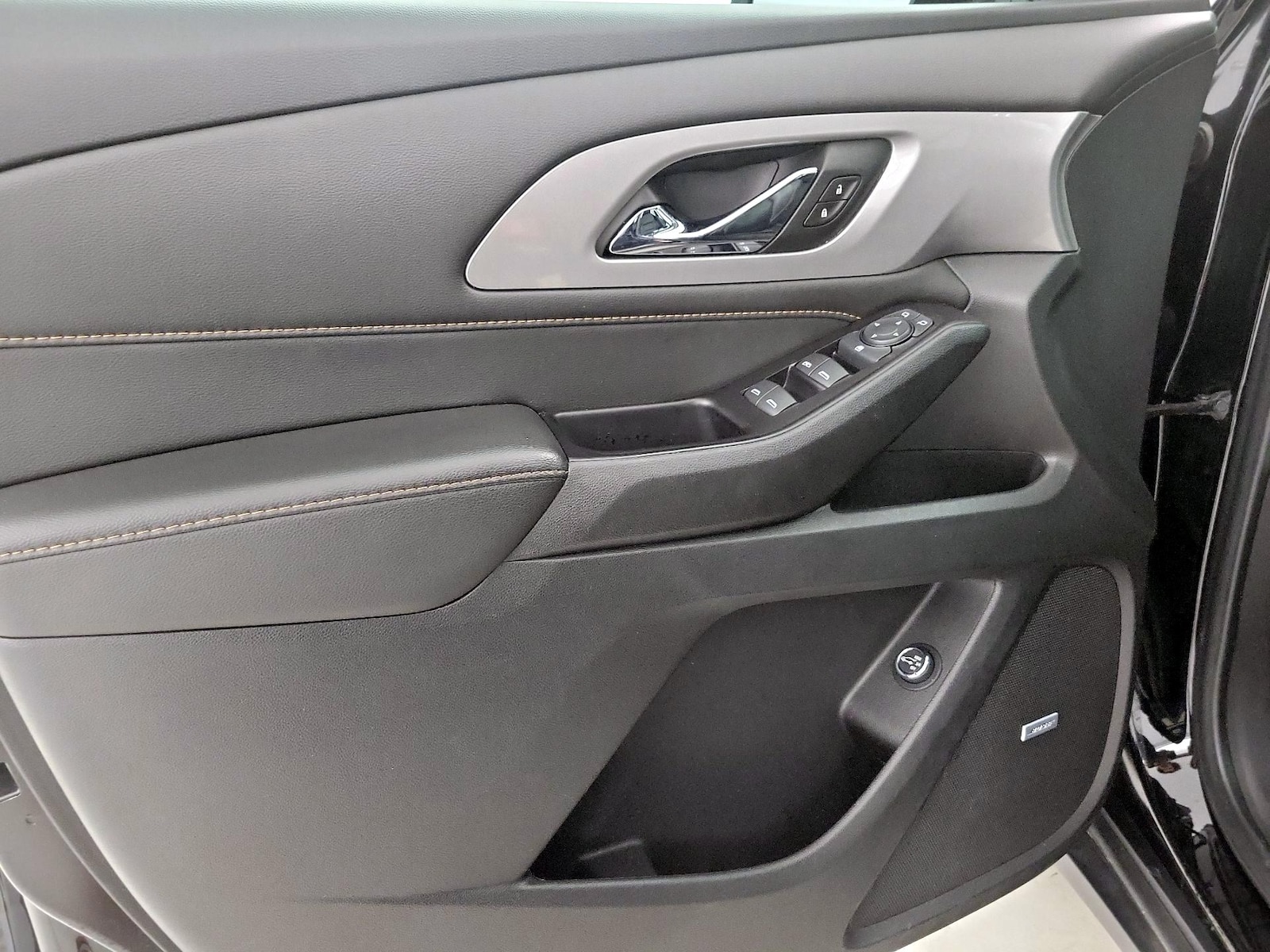 2020 Chevrolet Traverse 3LT - Photo 13