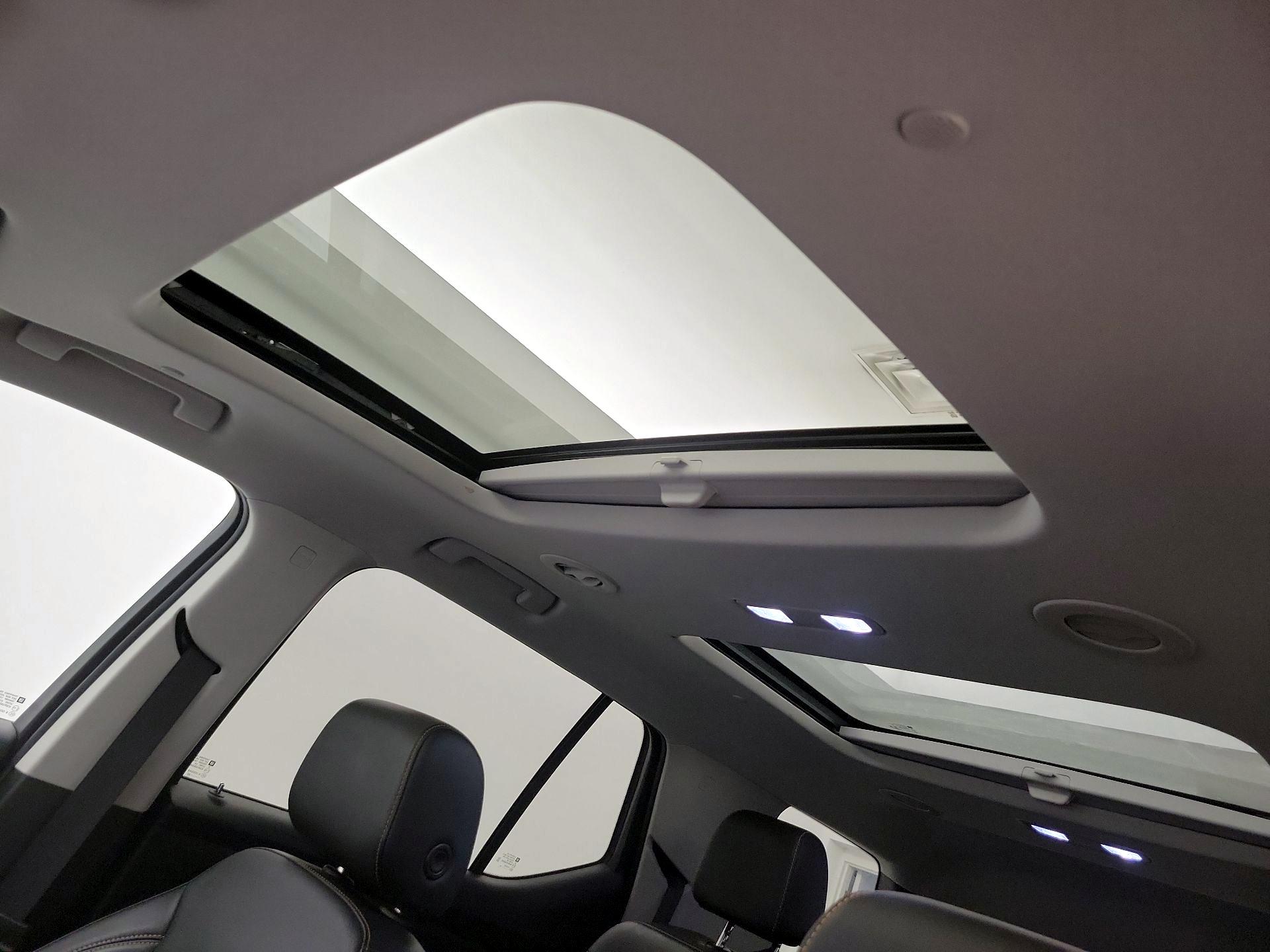 Thumbnail: 2020 Chevrolet Traverse - 20