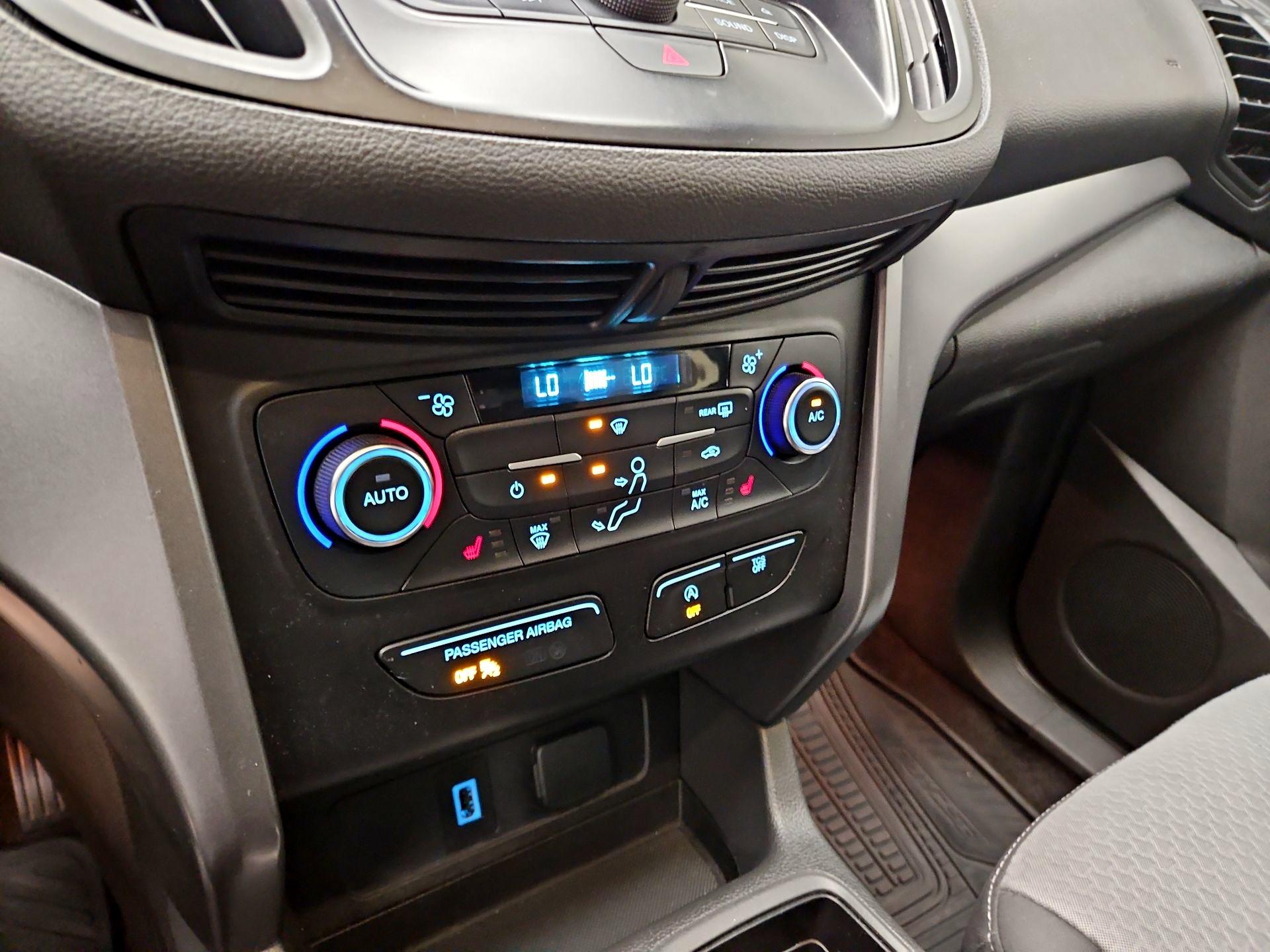 Thumbnail: 2017 Ford Escape - 16