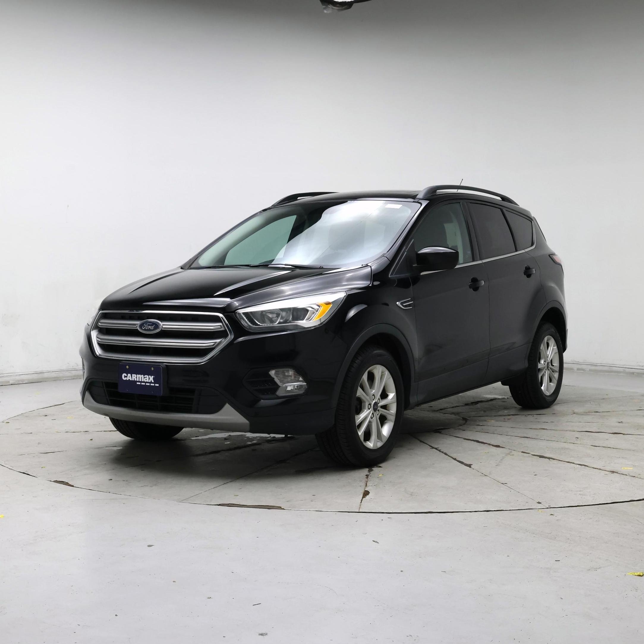 Thumbnail: 2017 Ford Escape - 4