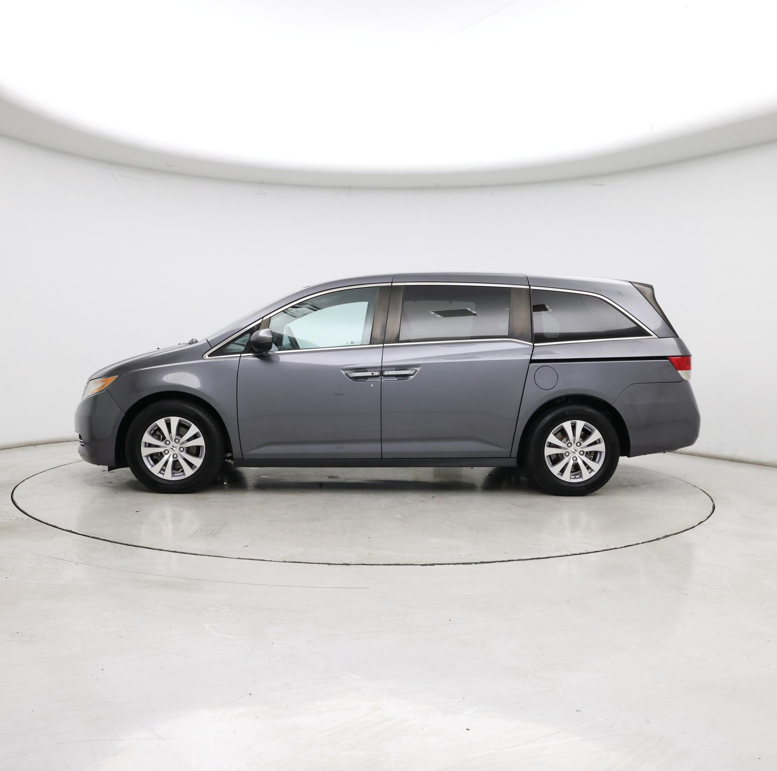 Thumbnail: 2017 Honda Odyssey - 3