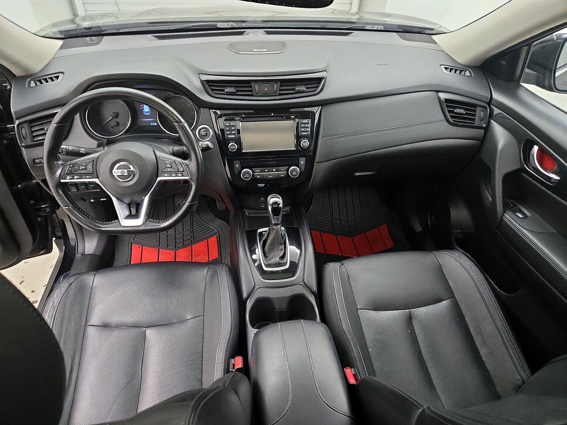 Thumbnail: 2017 Nissan Rogue - 9