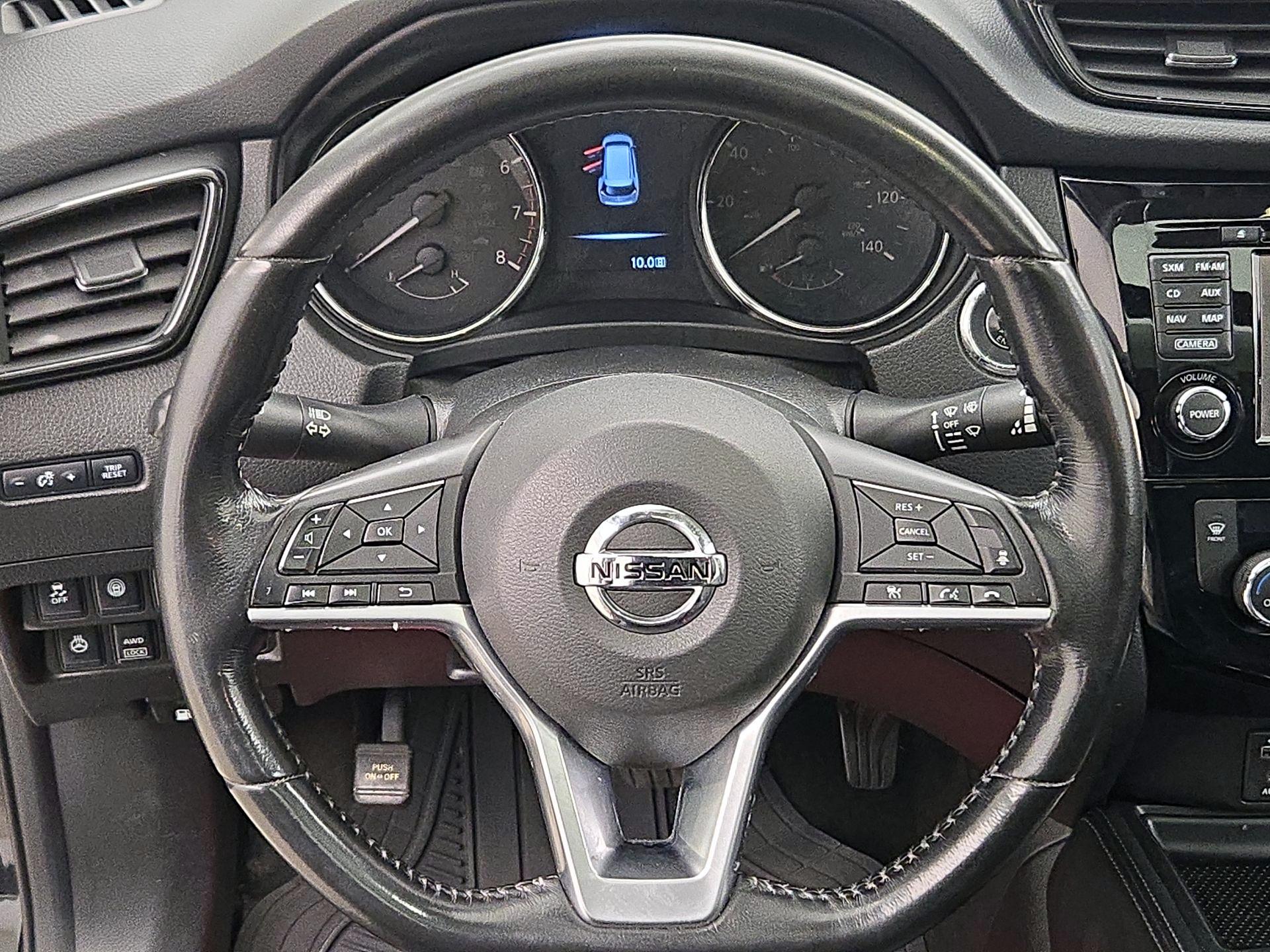 Thumbnail: 2017 Nissan Rogue - 10