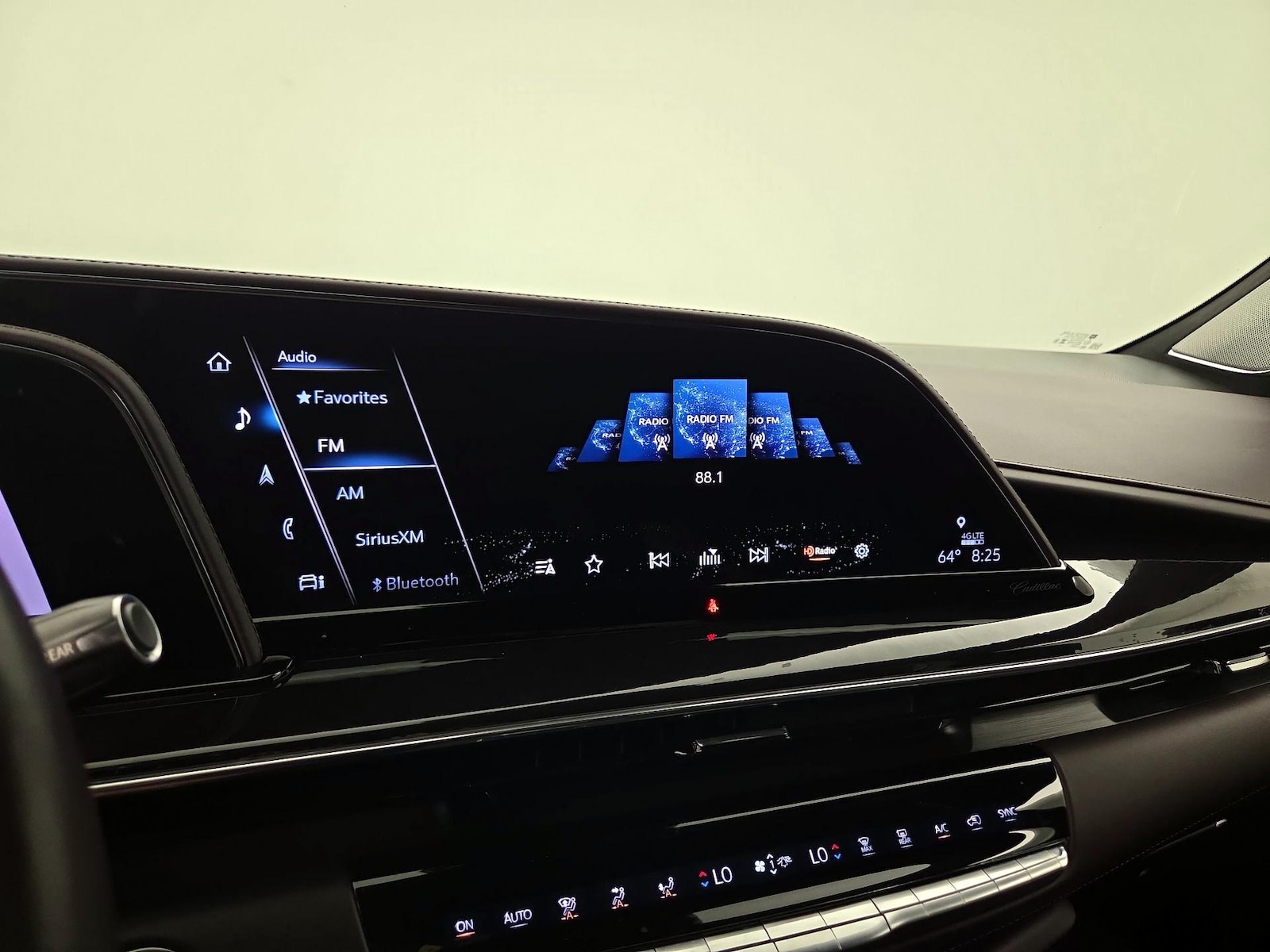 2021 Cadillac Escalade Premium Luxury Platinum - Photo 17