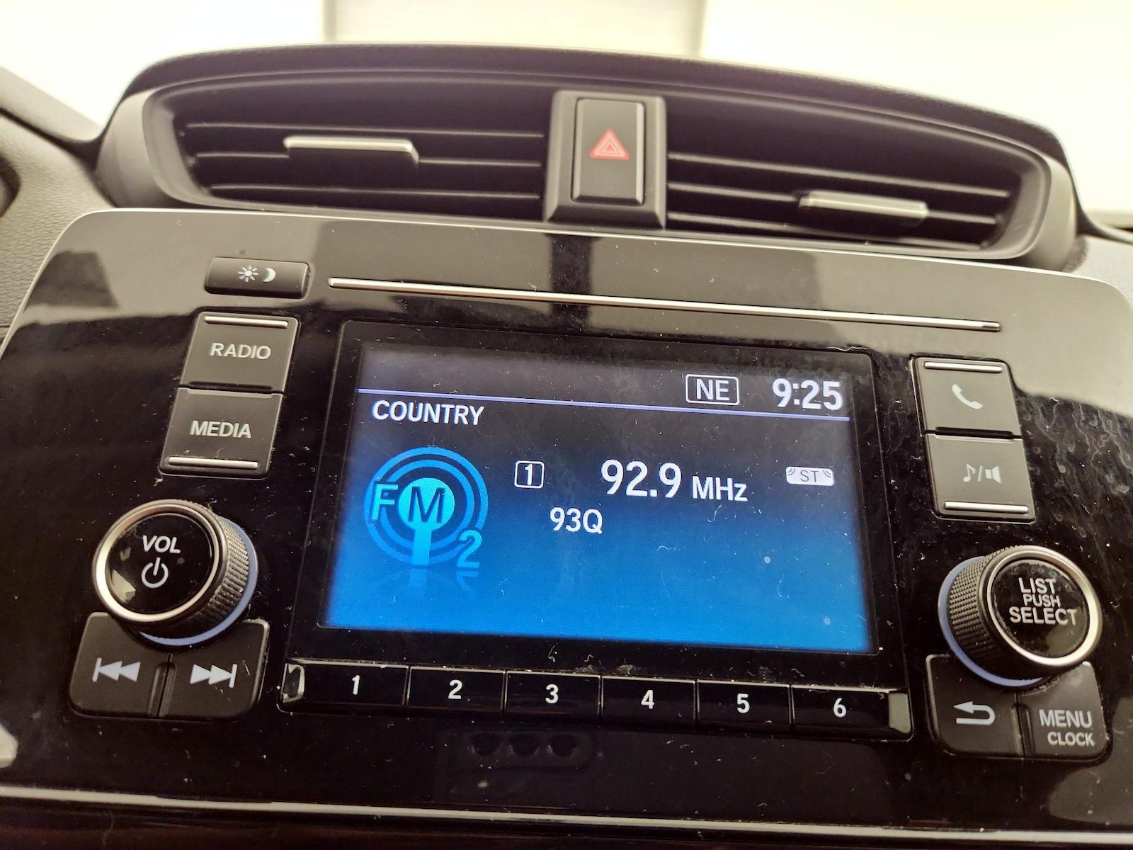 2019 Honda CR-V LX - Photo 16