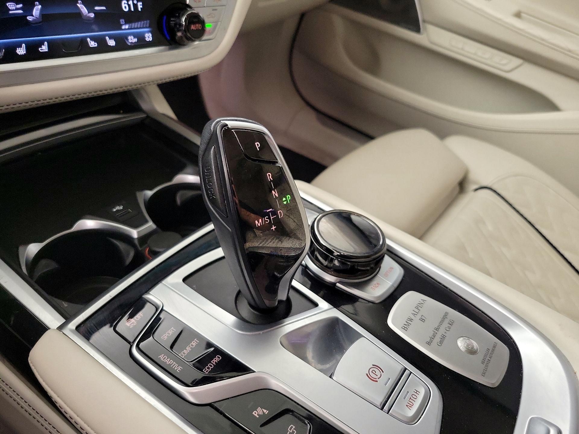 Thumbnail: 2021 BMW 7 Series - 18