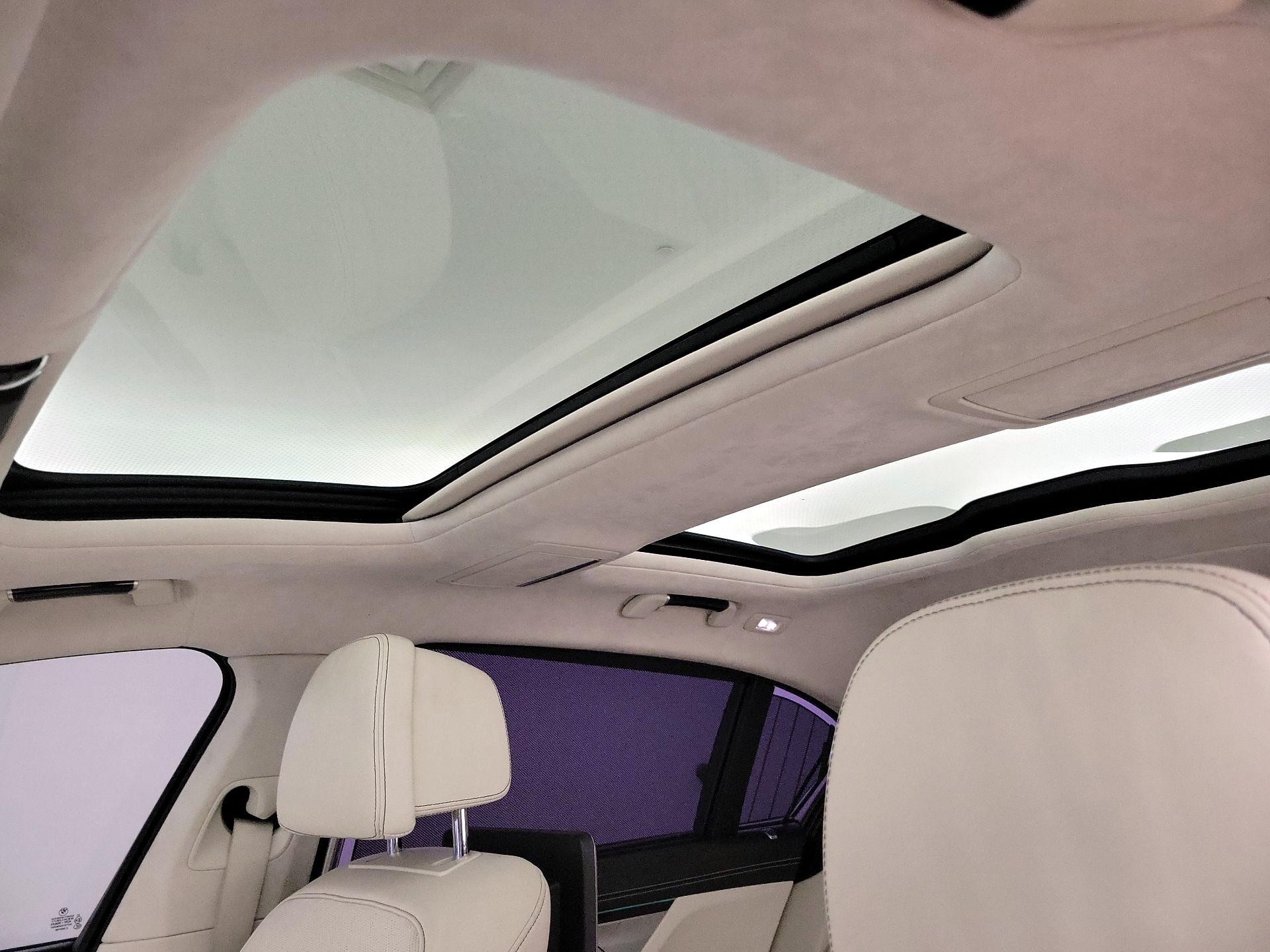 Thumbnail: 2021 BMW 7 Series - 20