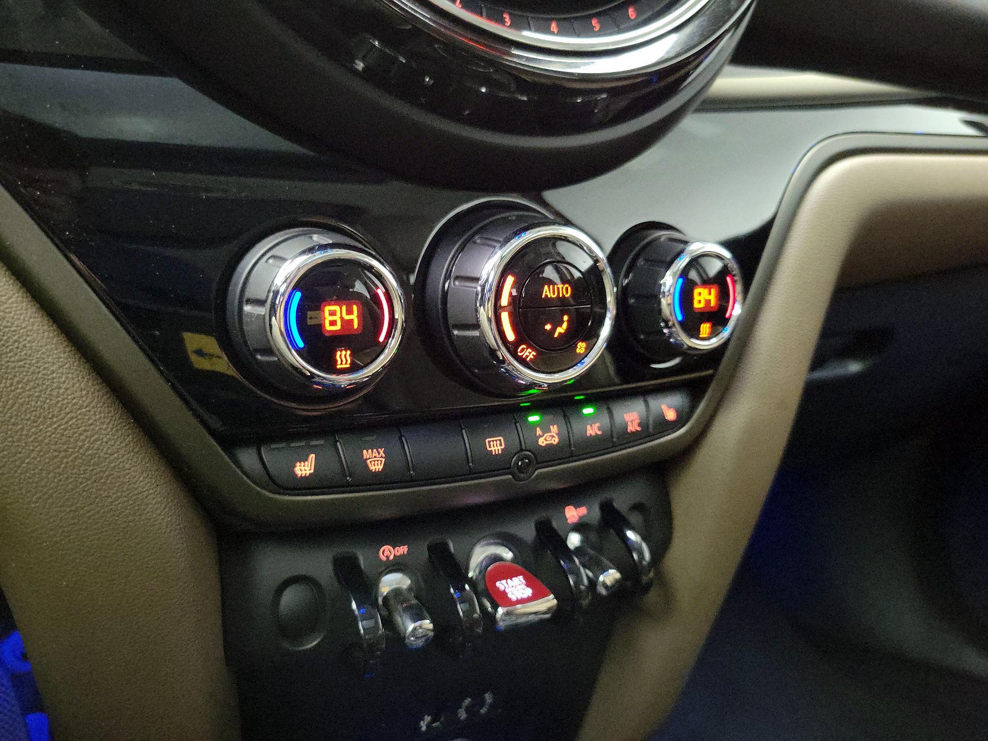 Thumbnail: 2017 MINI Cooper Countryman - 16