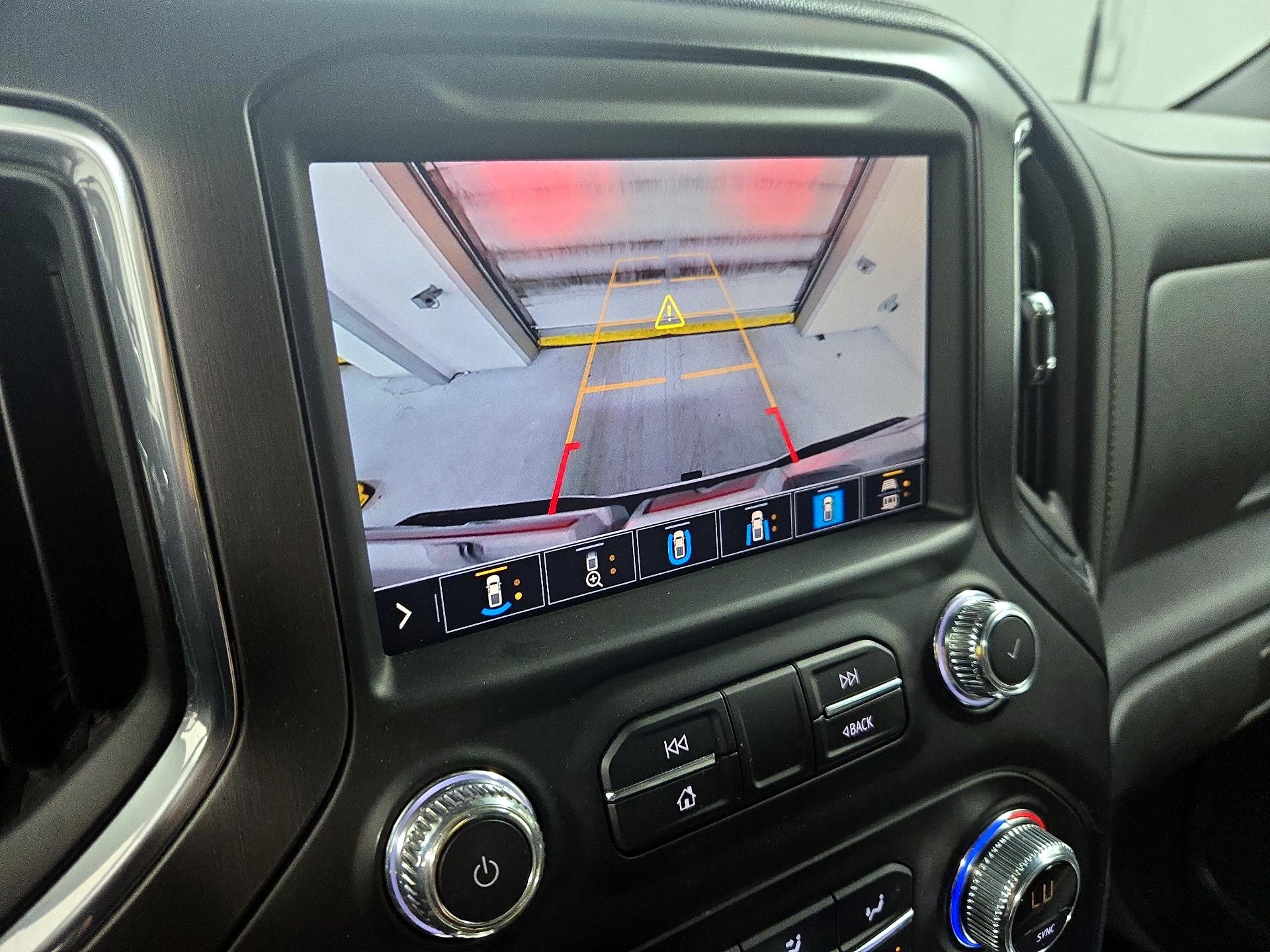Thumbnail: 2021 GMC Sierra 3500 - 14