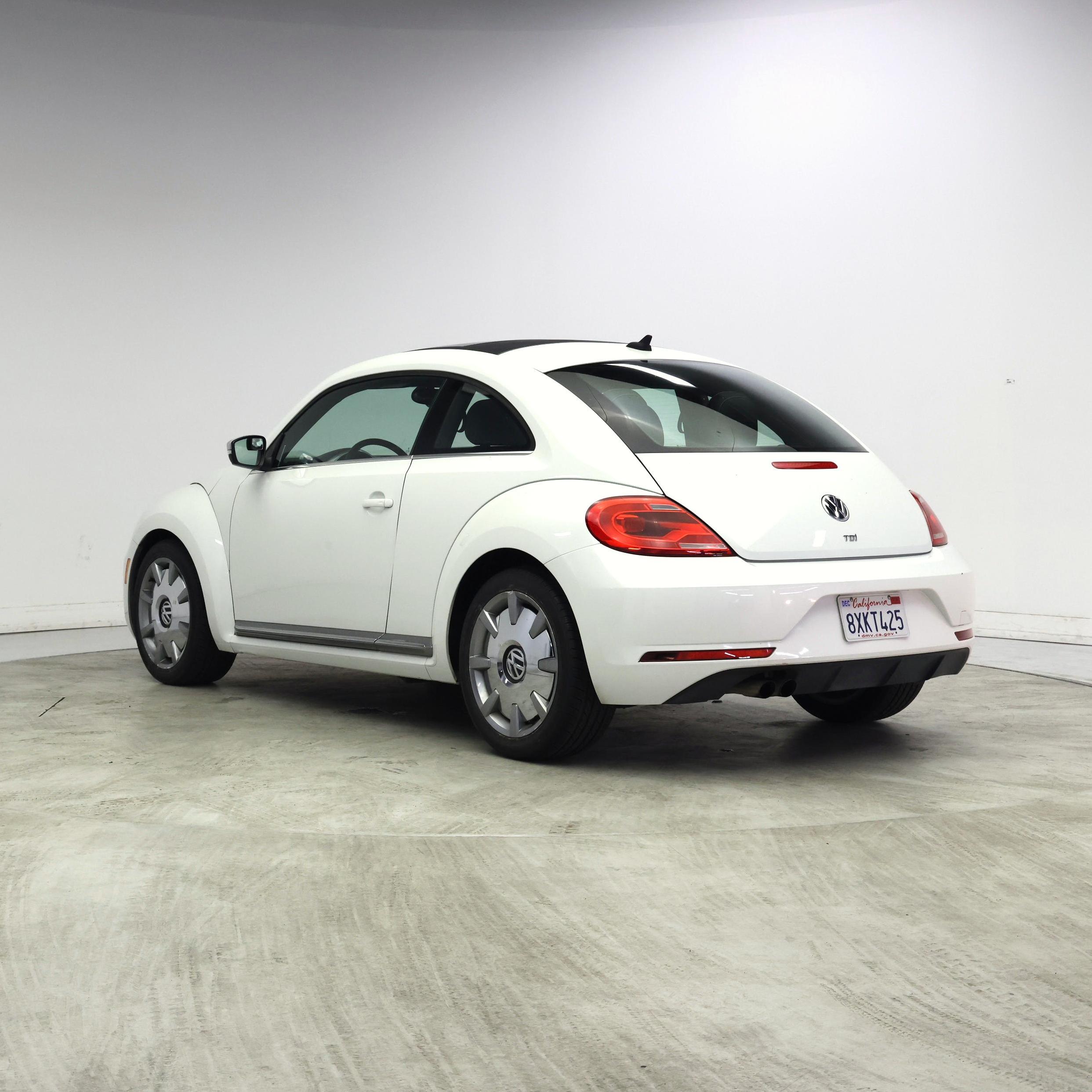 Thumbnail: 2014 Volkswagen Beetle - 2