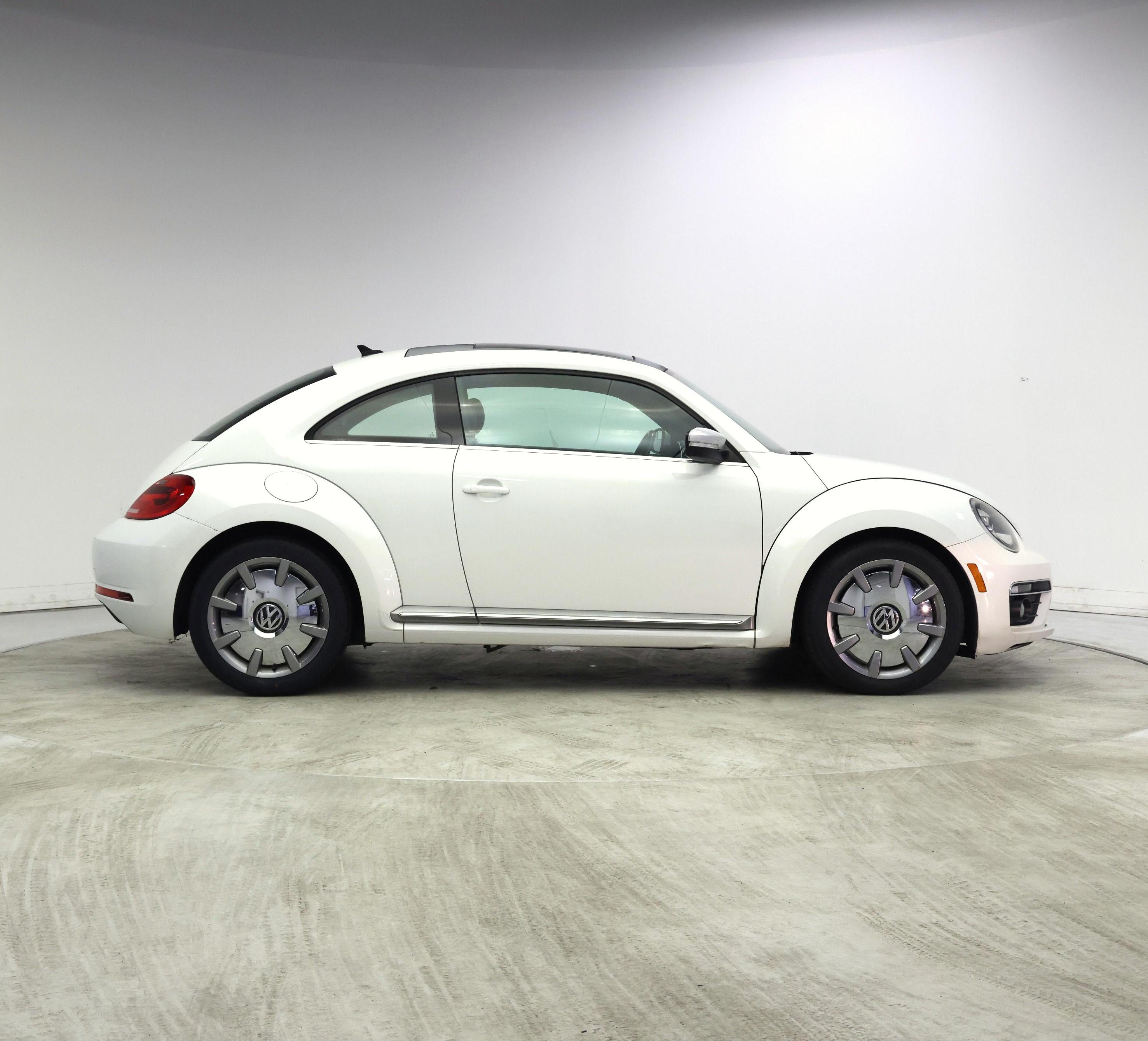 Thumbnail: 2014 Volkswagen Beetle - 7