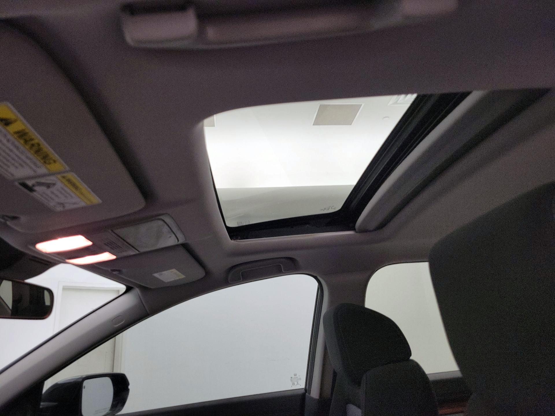 Thumbnail: 2019 Honda CR-V - 19