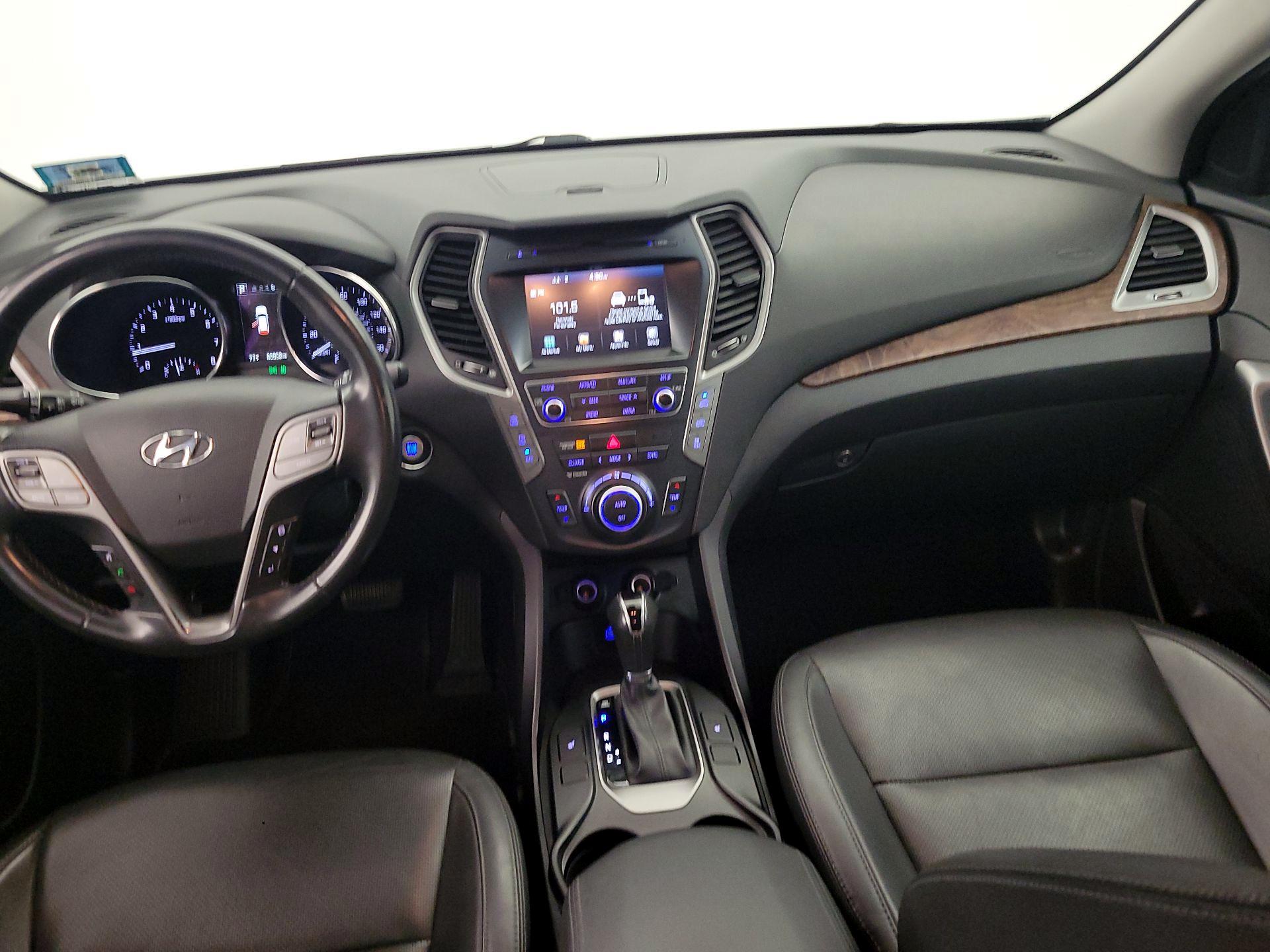 Thumbnail: 2017 Hyundai Santa Fe - 9
