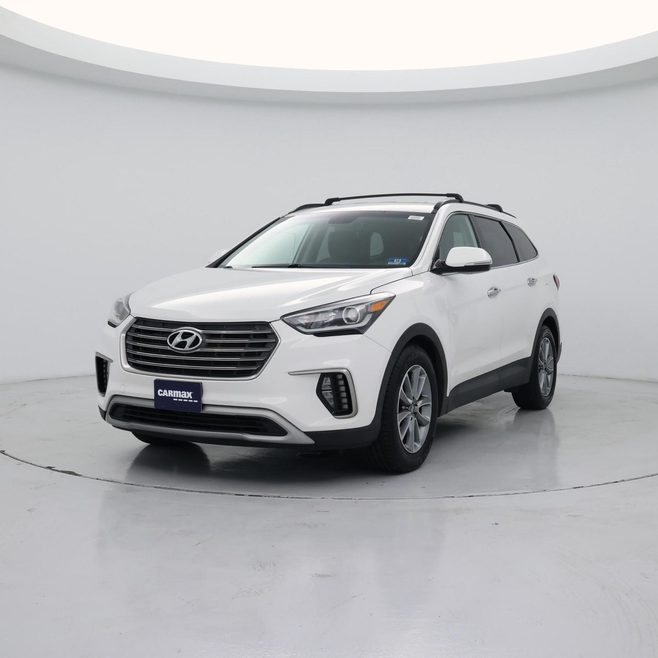 Thumbnail: 2017 Hyundai Santa Fe - 4