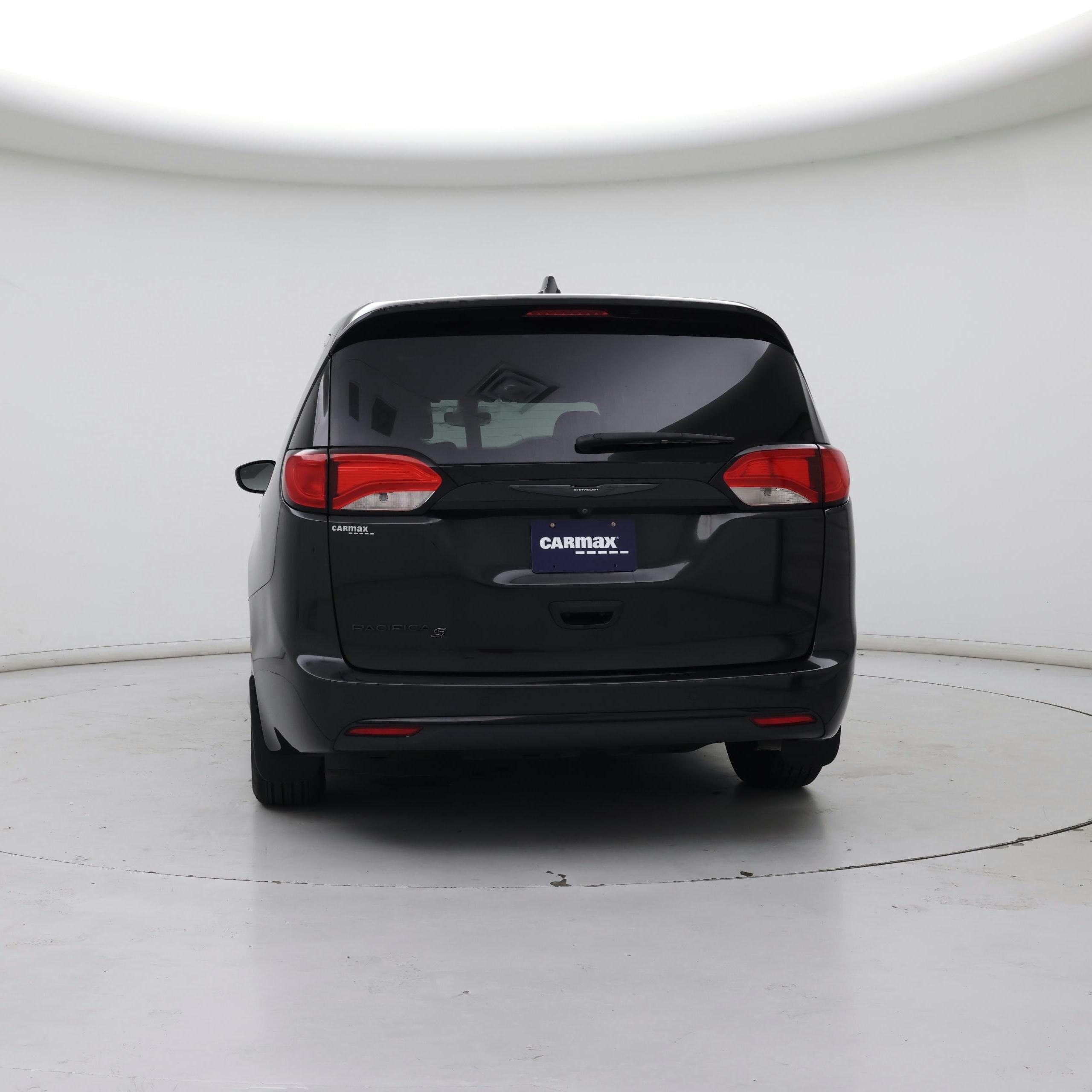 Thumbnail: 2019 Chrysler Pacifica - 6