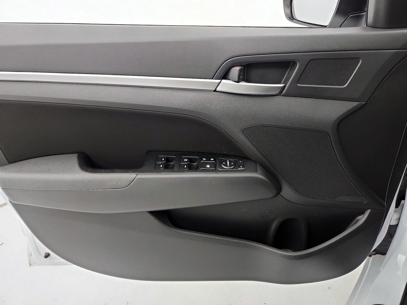 2020 Hyundai Elantra SEL - Photo 13