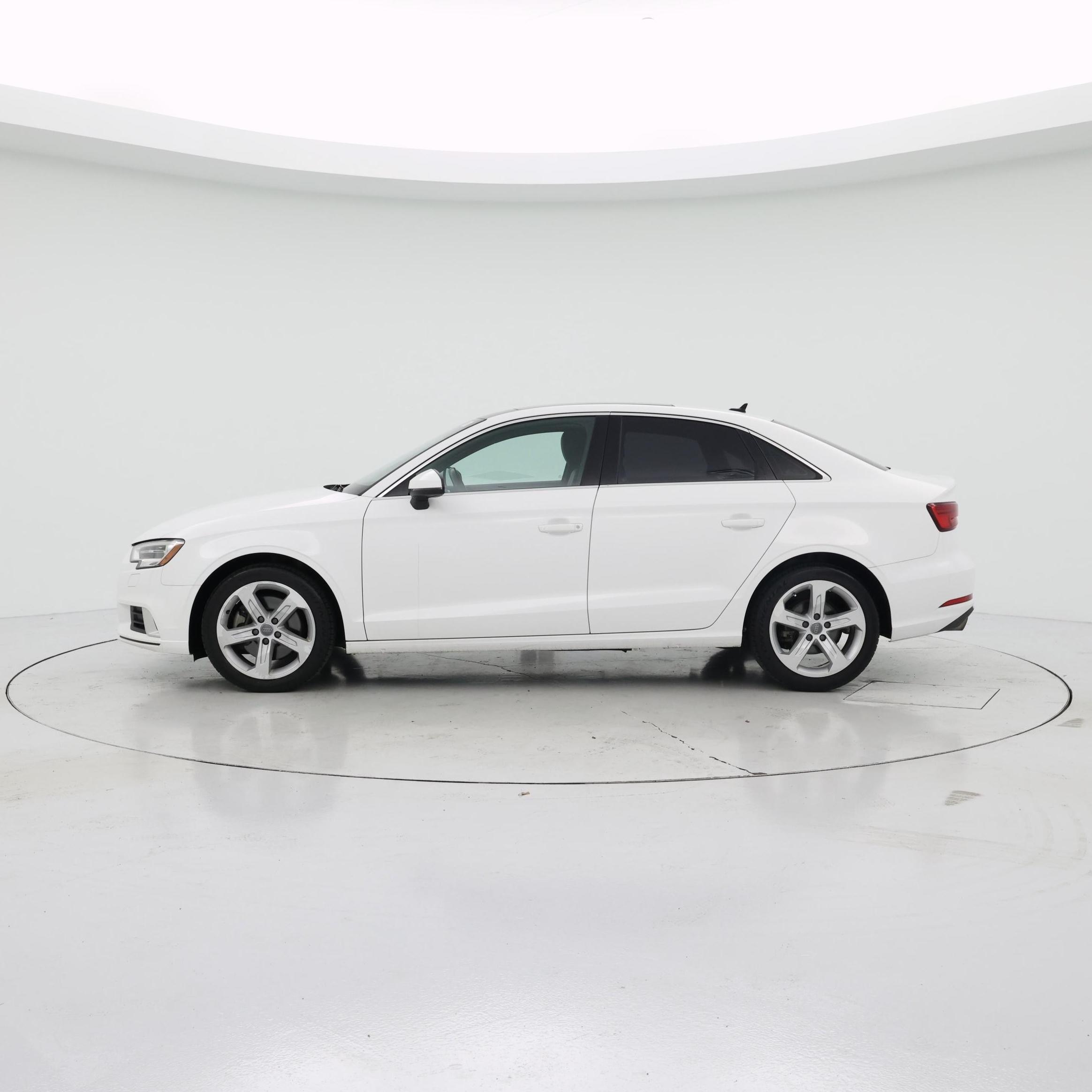 Thumbnail: 2019 Audi A3 - 3