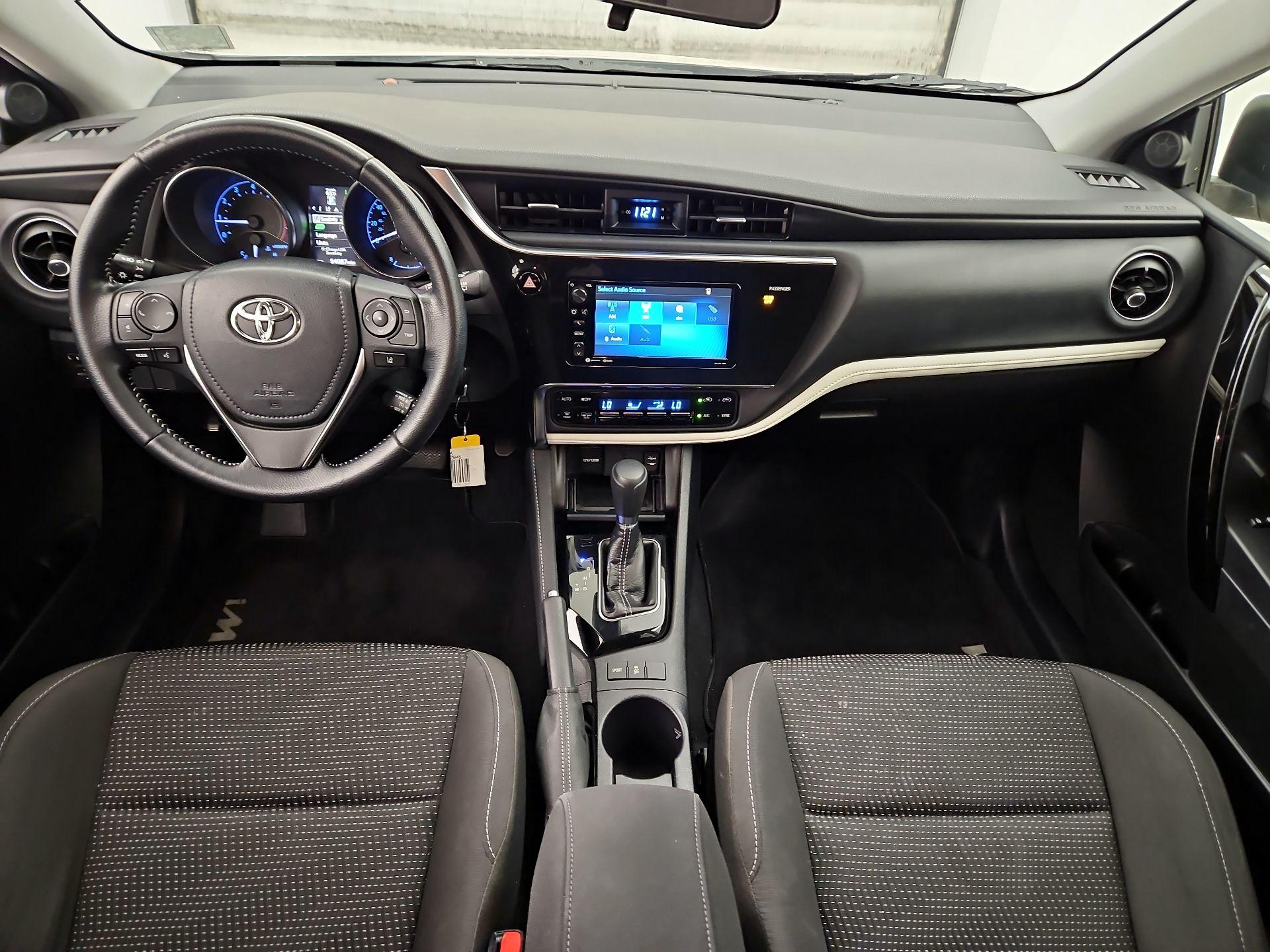 Thumbnail: 2018 Toyota Corolla iM - 9