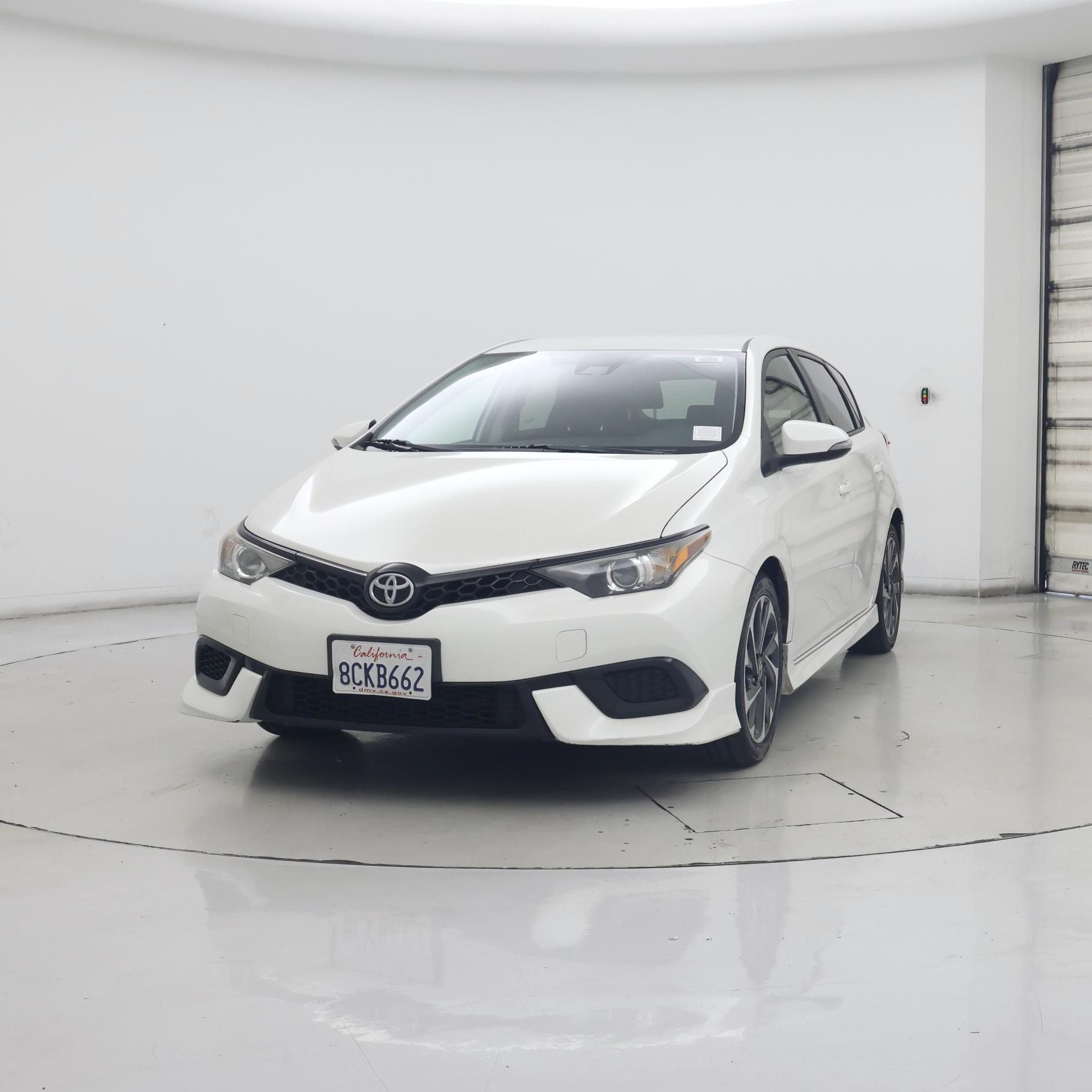 Thumbnail: 2018 Toyota Corolla iM - 4
