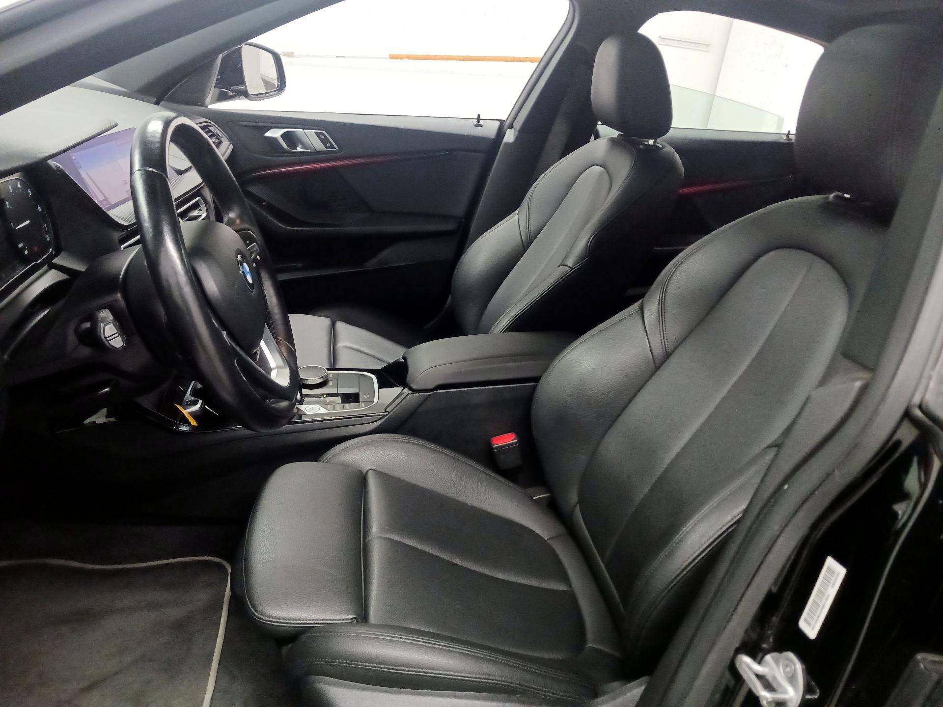 Thumbnail: 2021 BMW 2 Series - 11