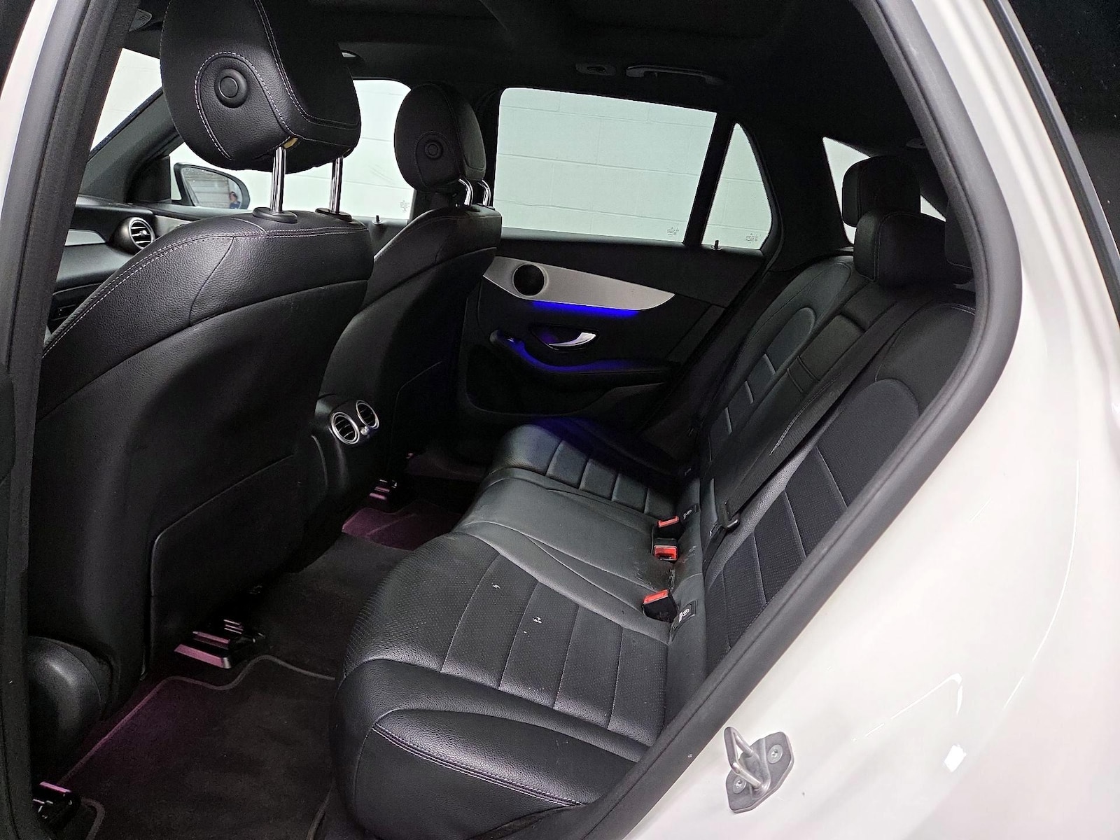 2021 Mercedes-Benz GLC GLC300 - Photo 16