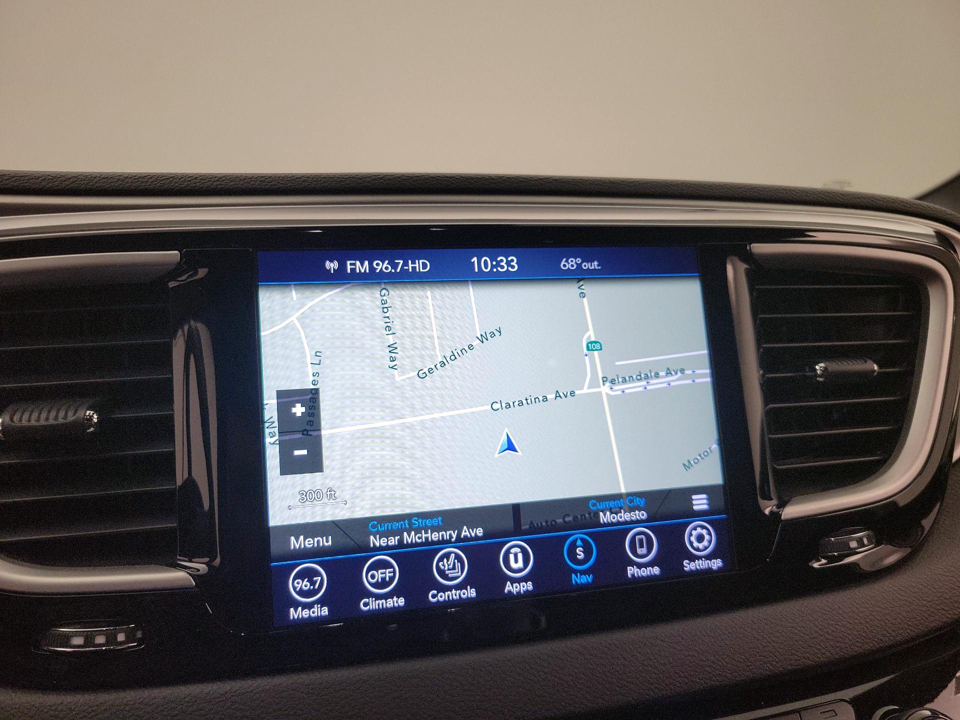 Thumbnail: 2020 Chrysler Pacifica - 14