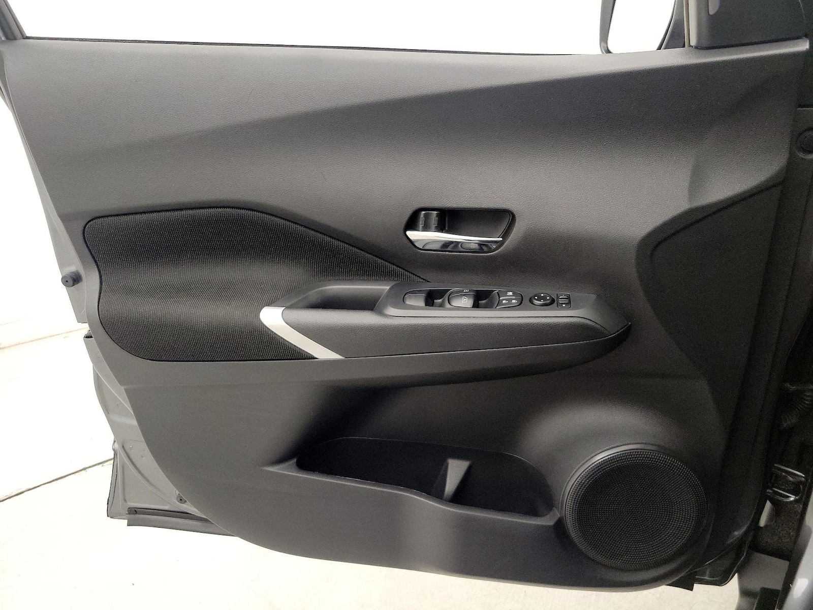 2024 Nissan Kicks SV - Photo 13