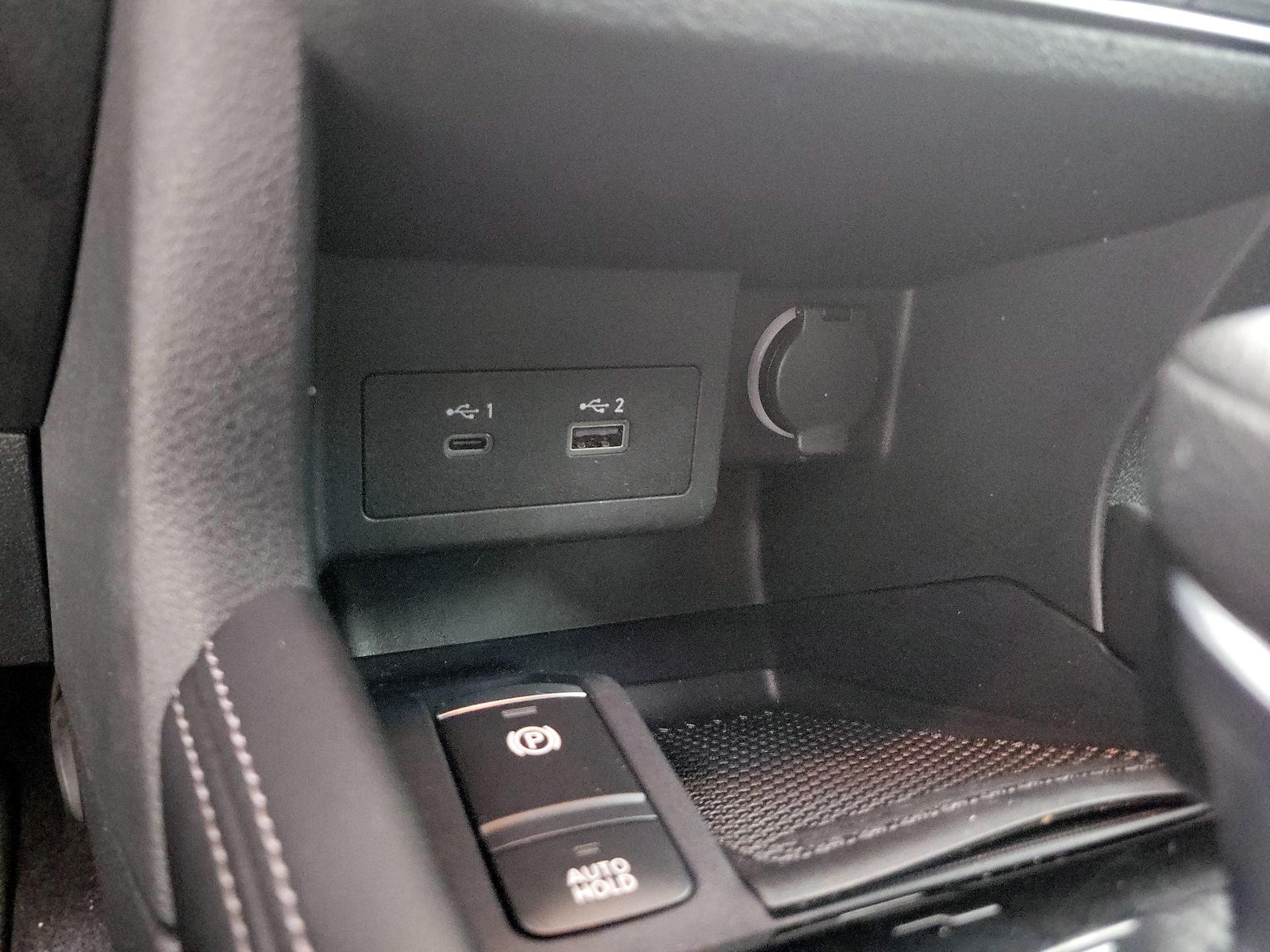 2024 Nissan Kicks SV - Photo 19