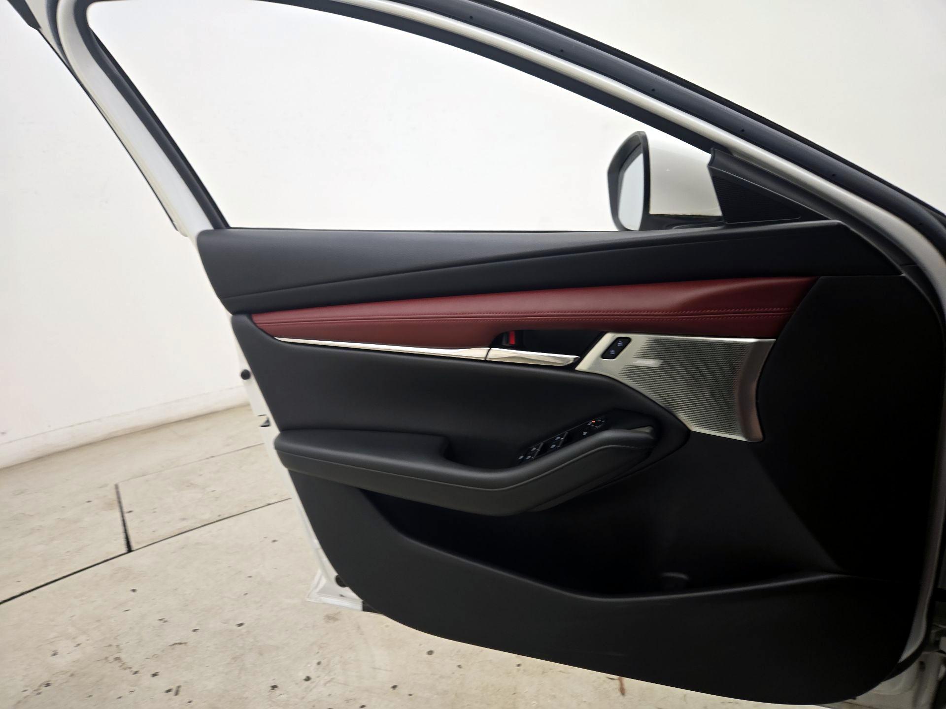 Thumbnail: 2019 Mazda Mazda3 - 12