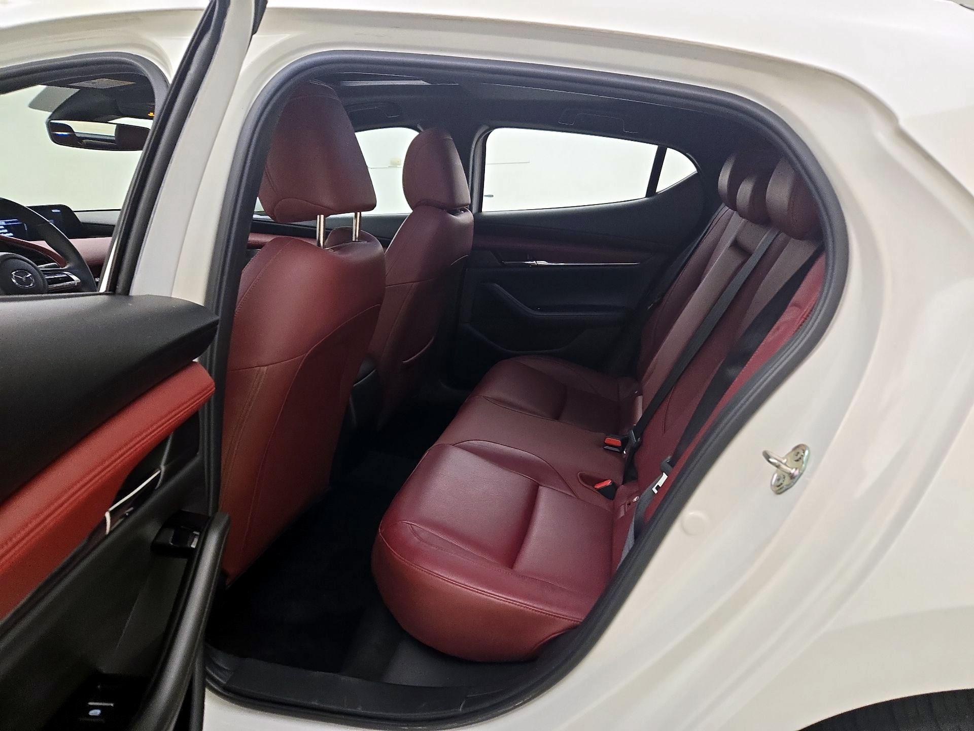 Thumbnail: 2019 Mazda Mazda3 - 20