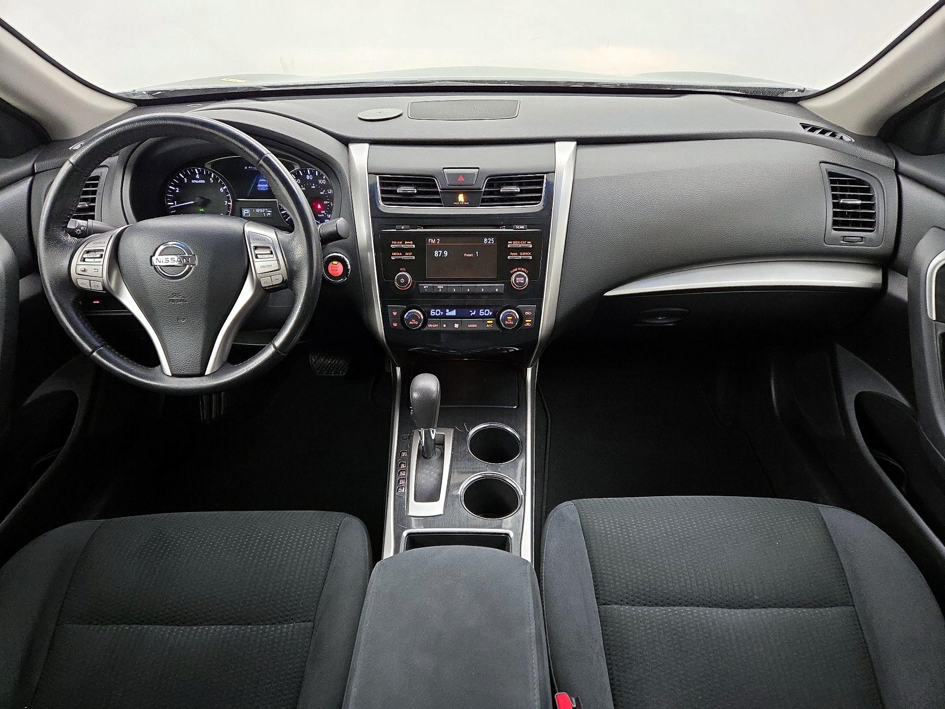Thumbnail: 2014 Nissan Altima - 9