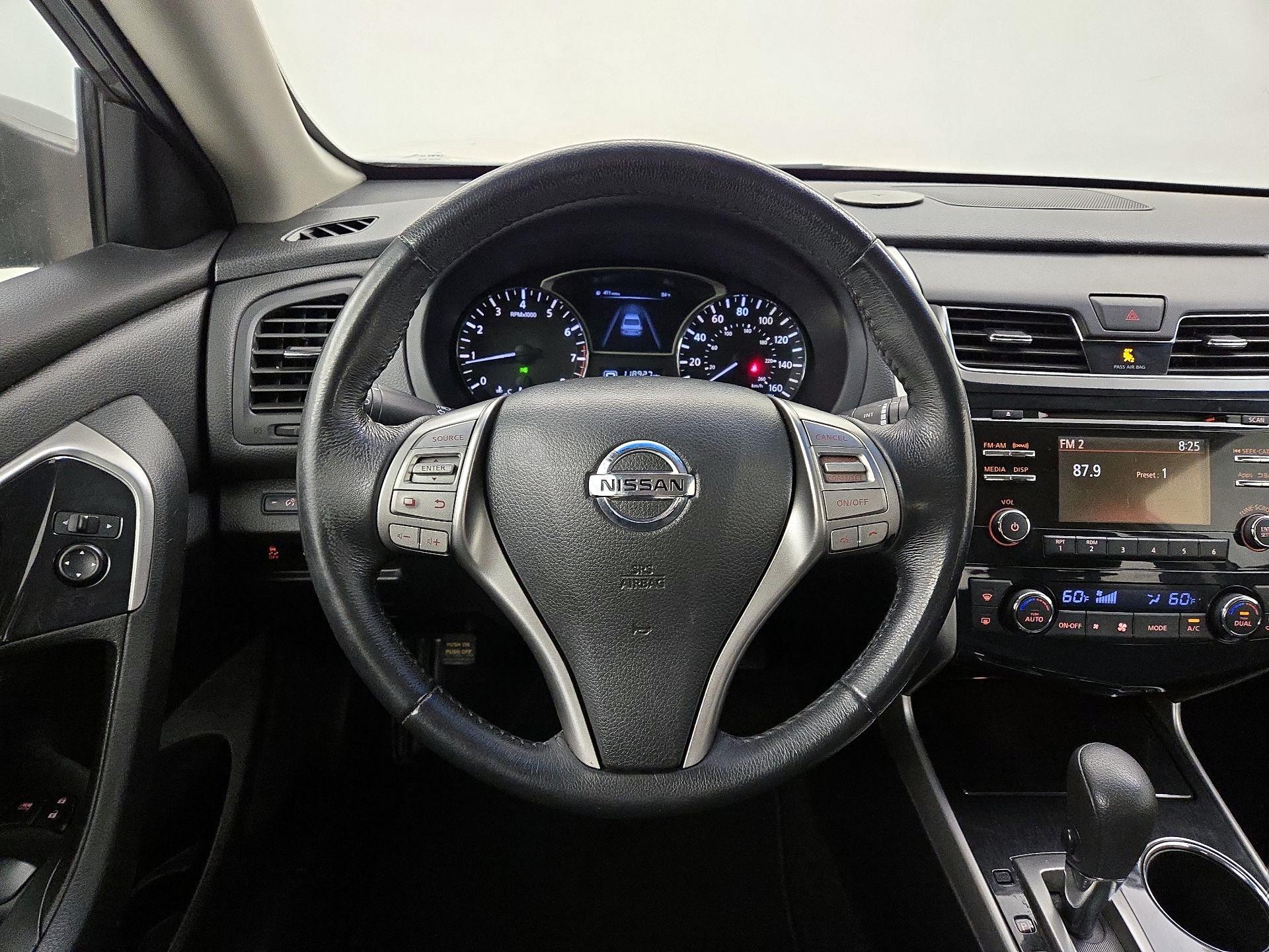 Thumbnail: 2014 Nissan Altima - 10