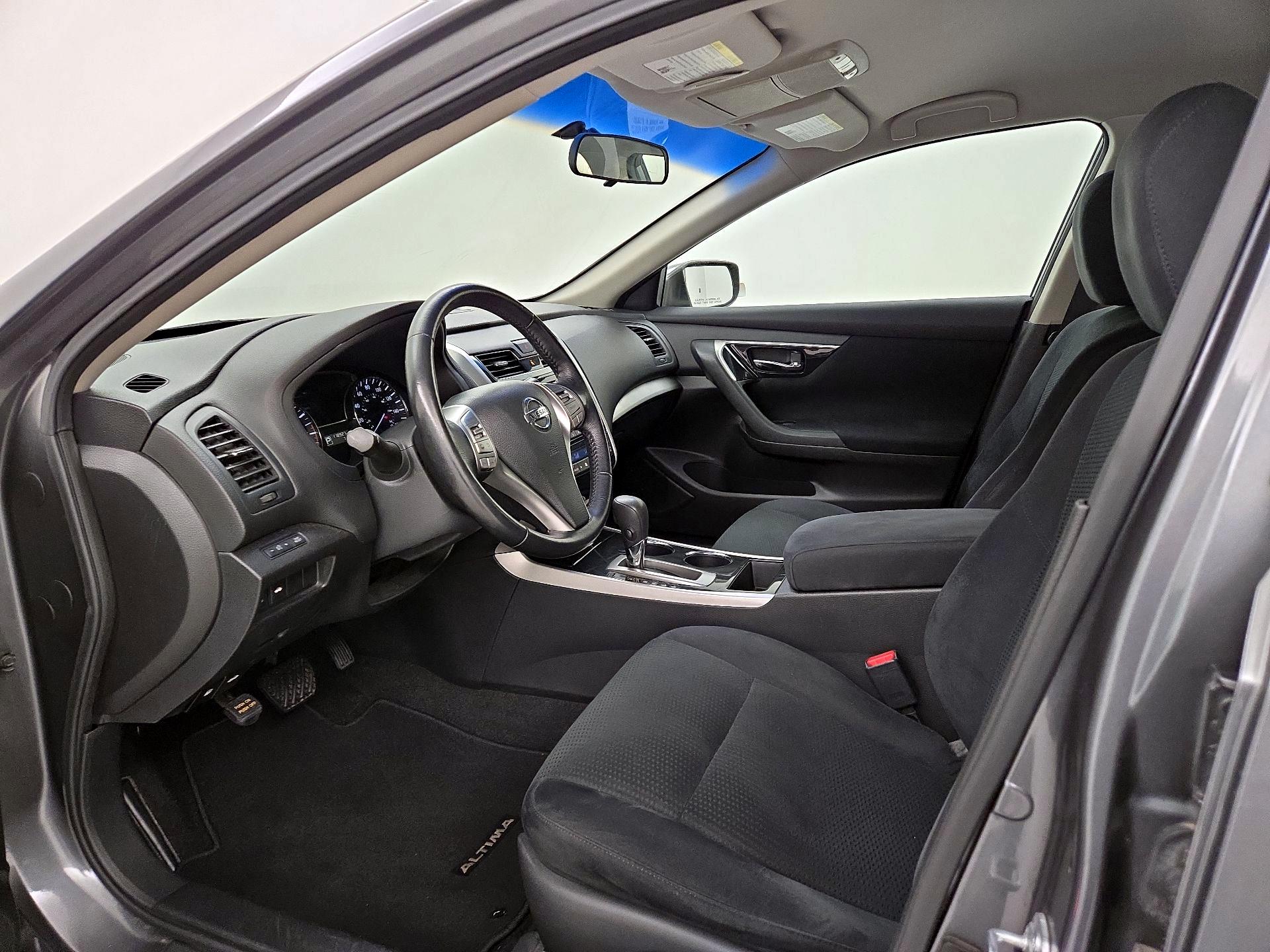 Thumbnail: 2014 Nissan Altima - 11