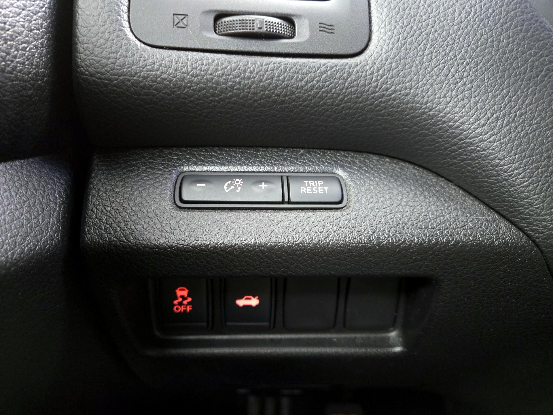 Thumbnail: 2014 Nissan Altima - 13